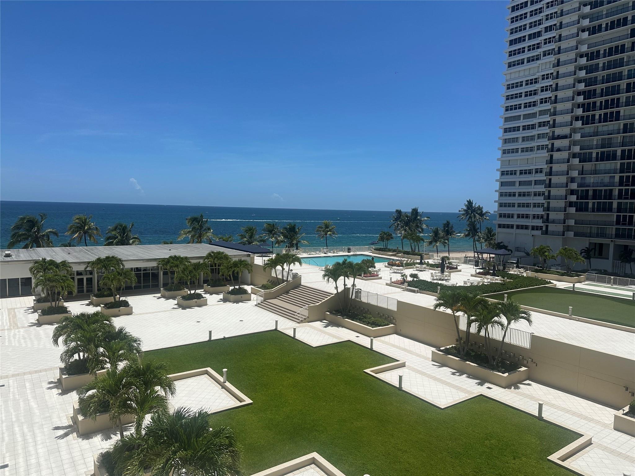 4300 N Ocean Blvd #4F