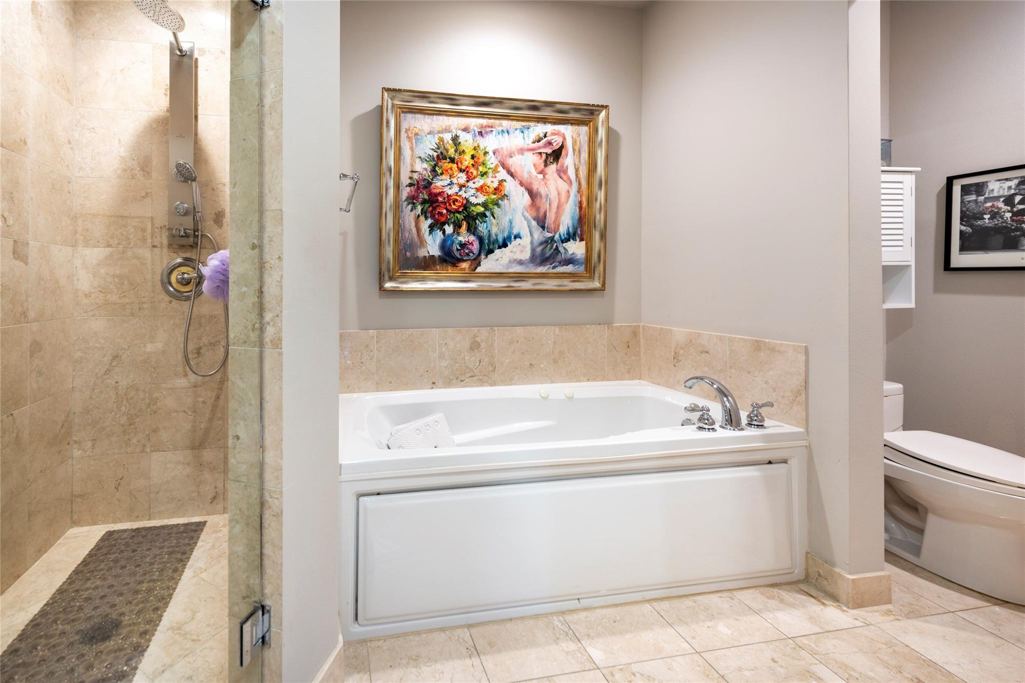 16102 Emerald Estates Dr #207 Weston, FL 33331