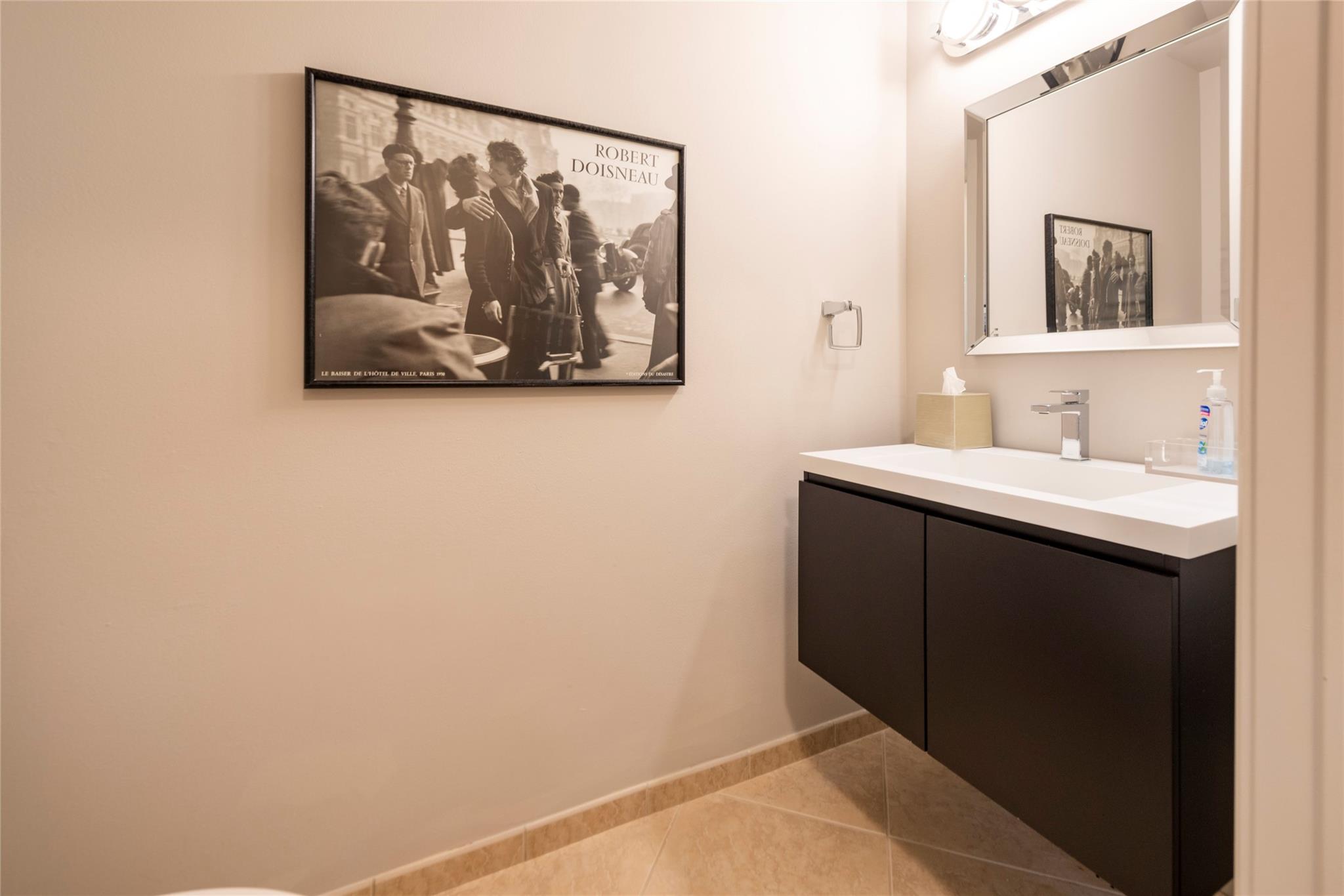 16102 Emerald Estates Dr #207 Weston, FL 33331