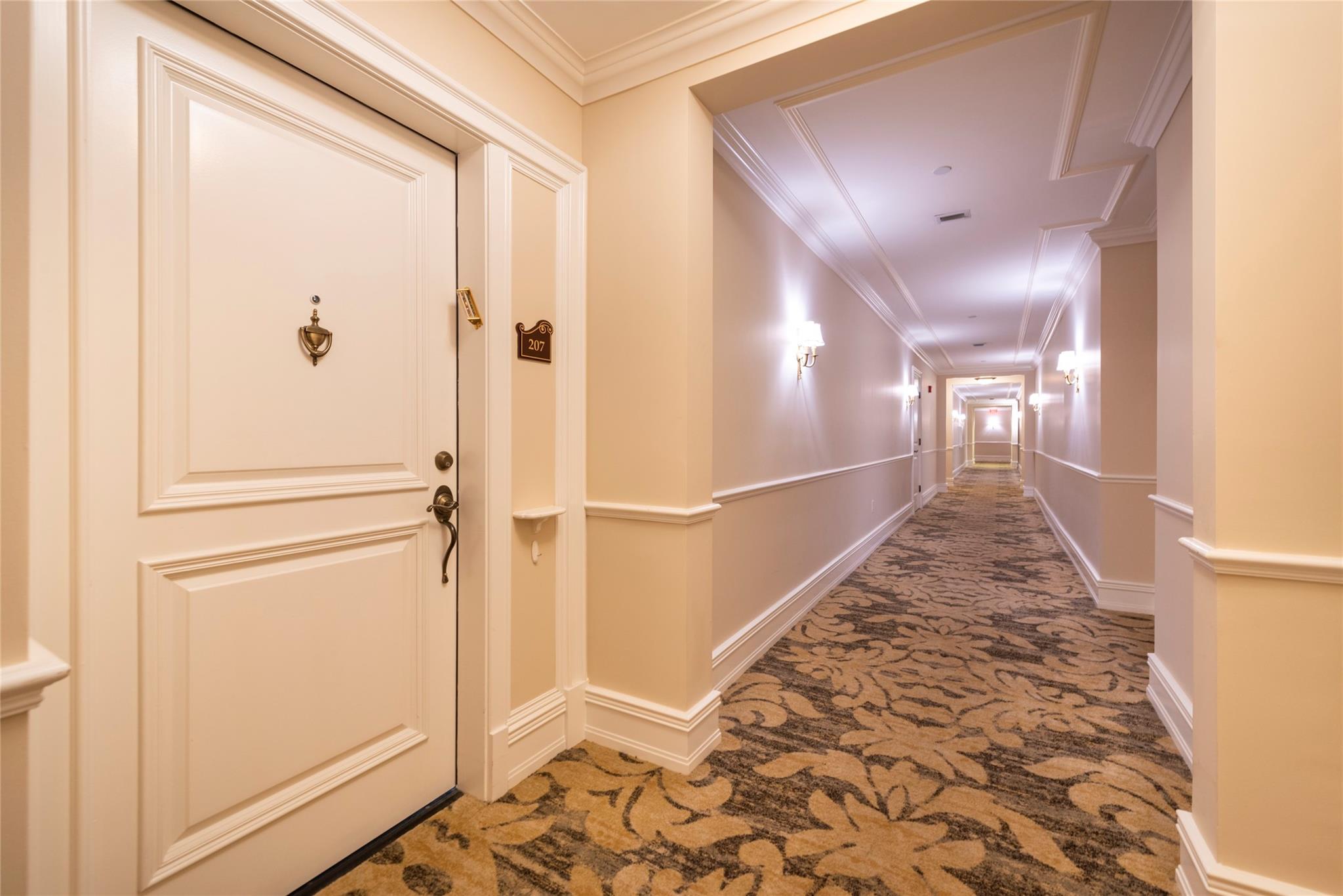 16102 Emerald Estates Dr #207 Weston, FL 33331