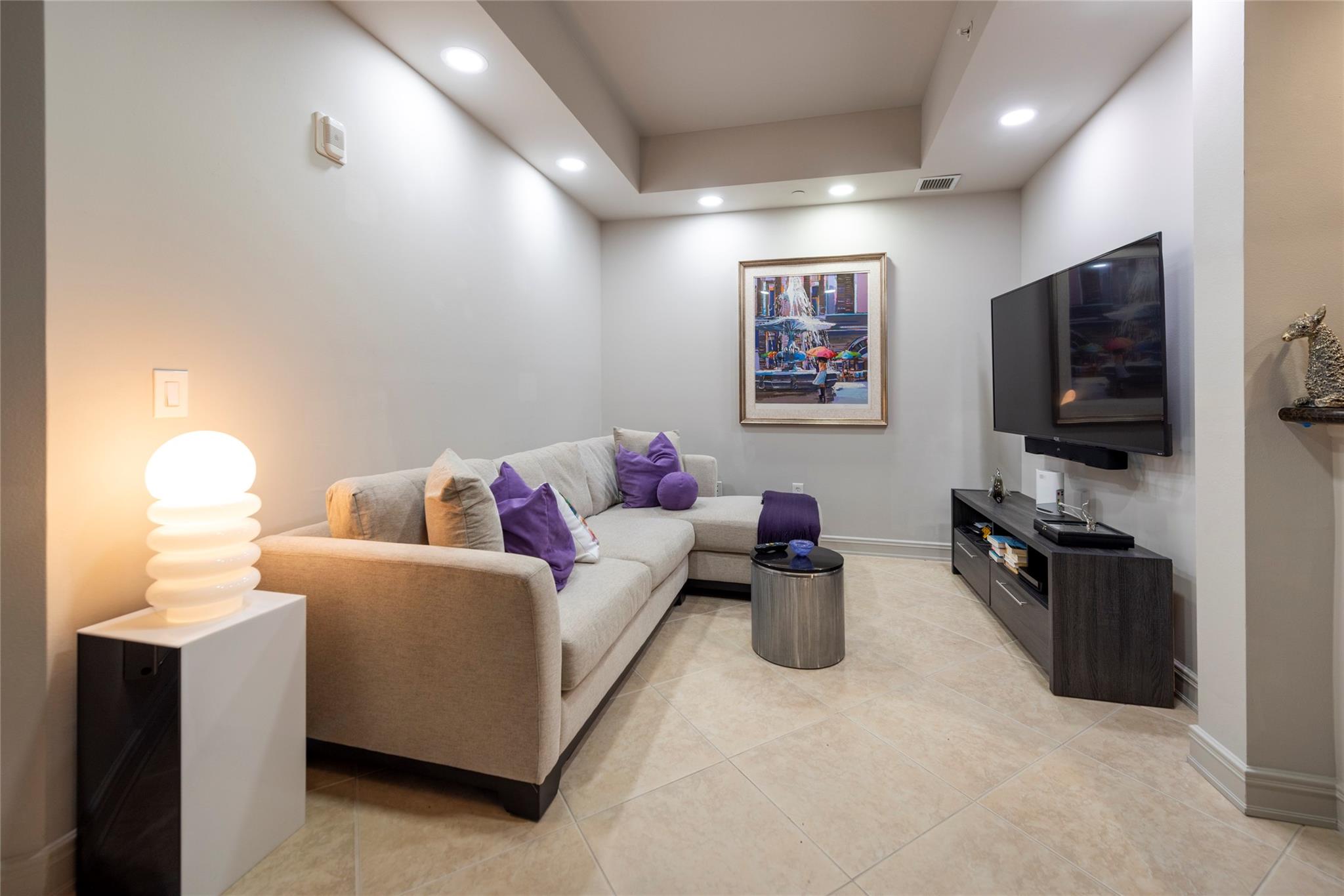 16102 Emerald Estates Dr #207 Weston, FL 33331