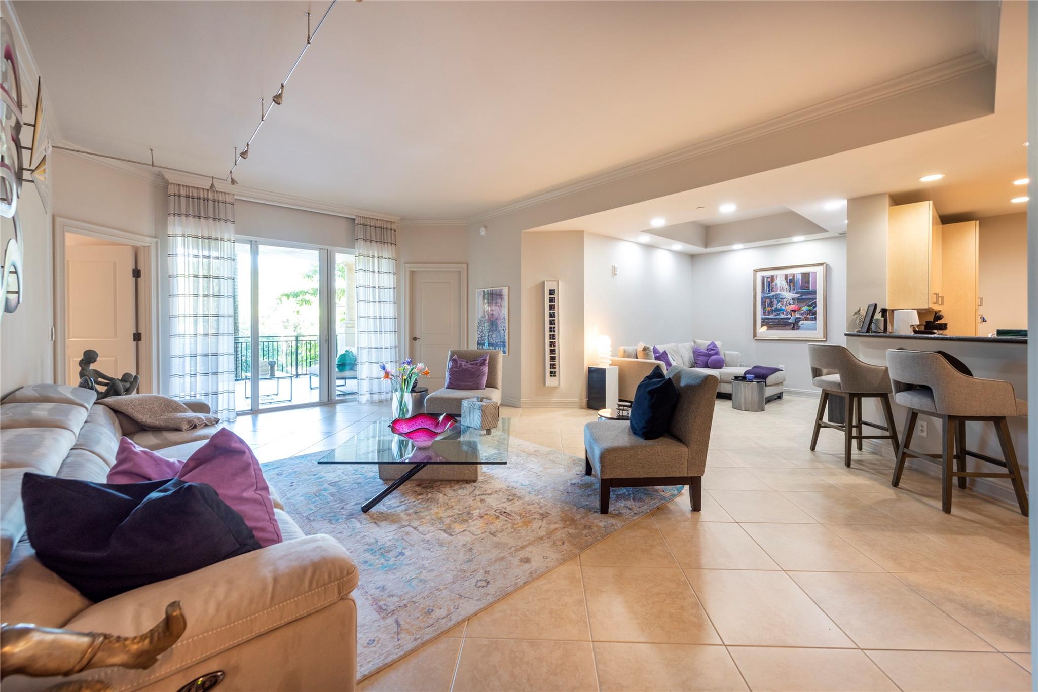 16102 Emerald Estates Dr #207 Weston, FL 33331