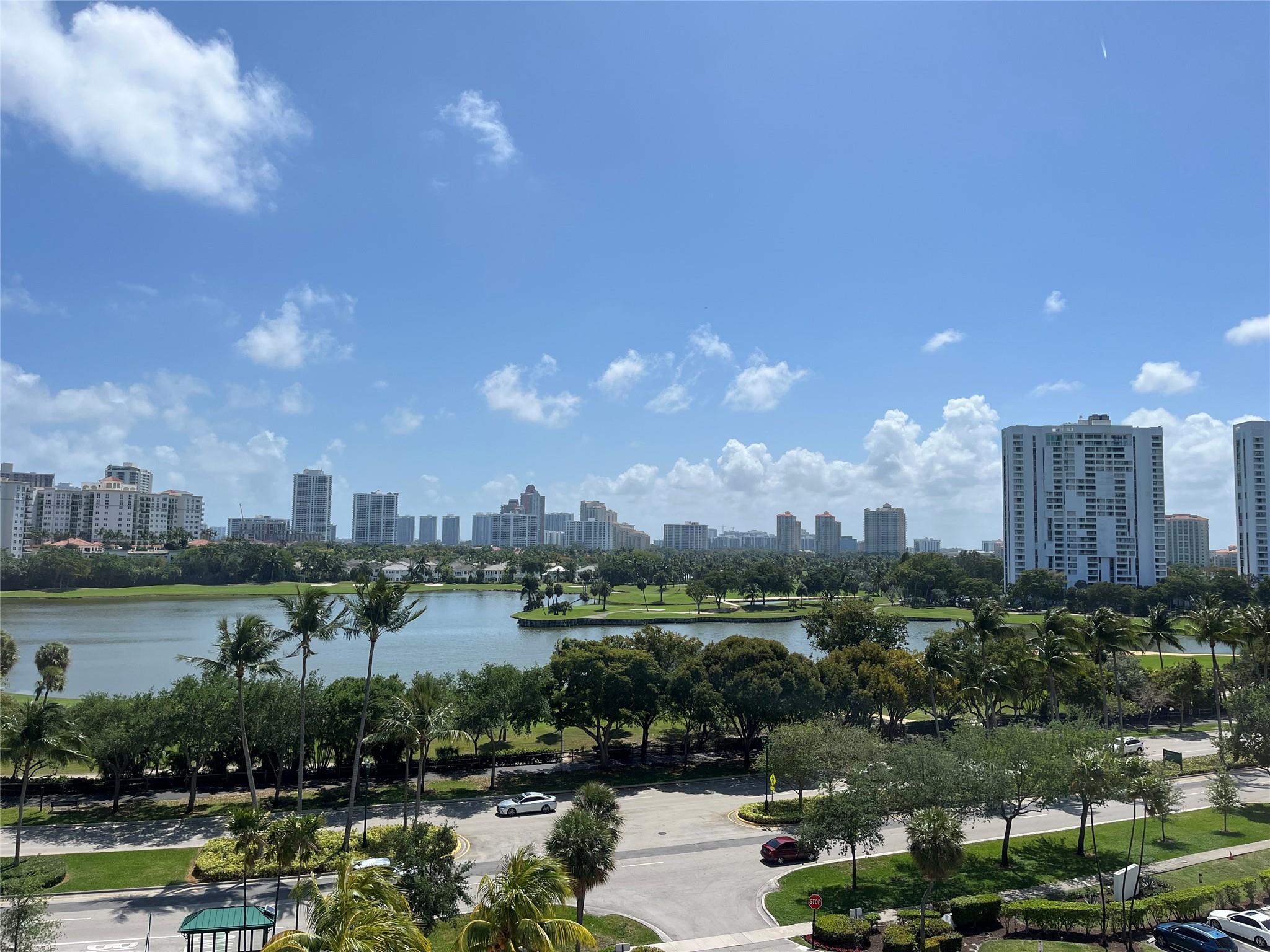 3675 N Country Clb Dr #809