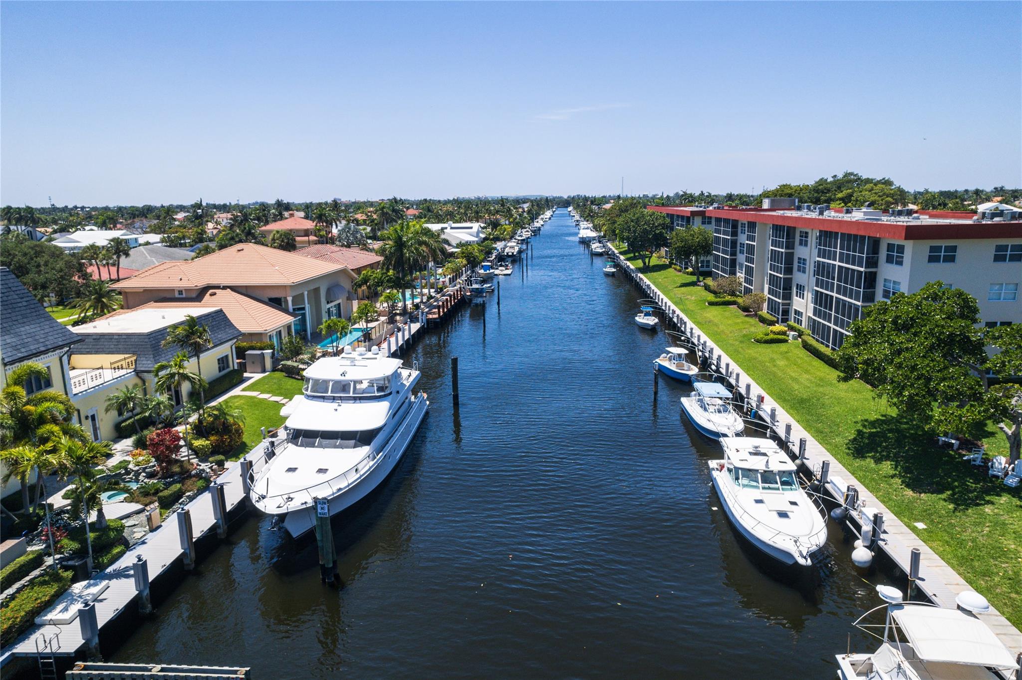 3000 NE 48th Ct #101 Lighthouse Point, FL 33064