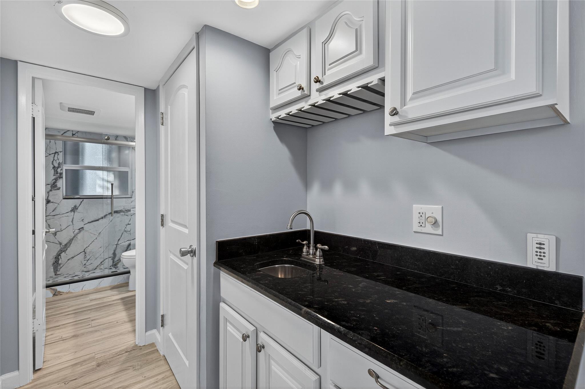 3000 NE 48th Ct #101 Lighthouse Point, FL 33064