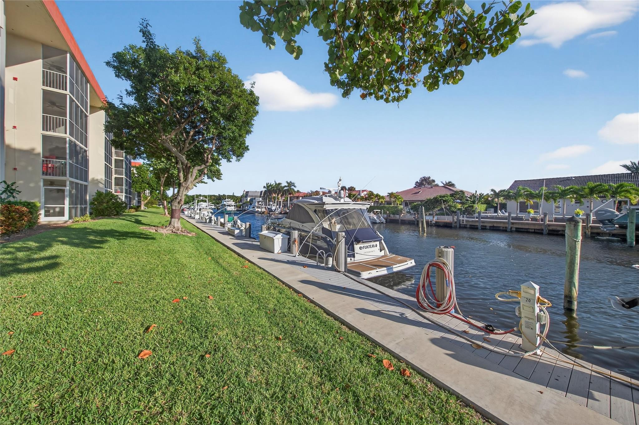 3000 NE 48th Ct #101 Lighthouse Point, FL 33064