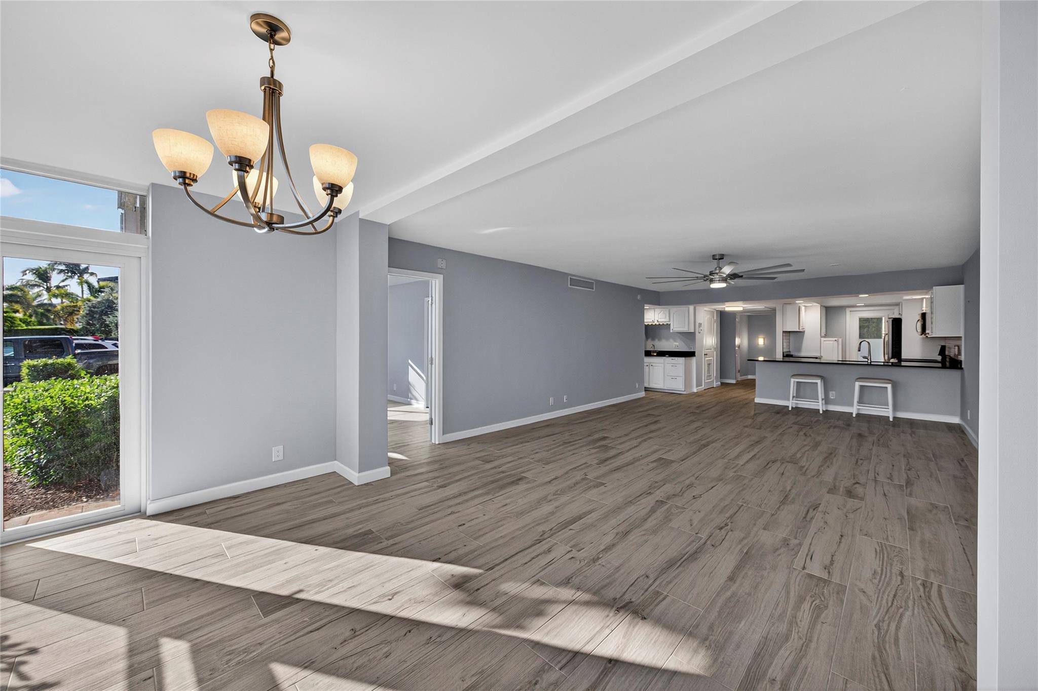 3000 NE 48th Ct #101 Lighthouse Point, FL 33064