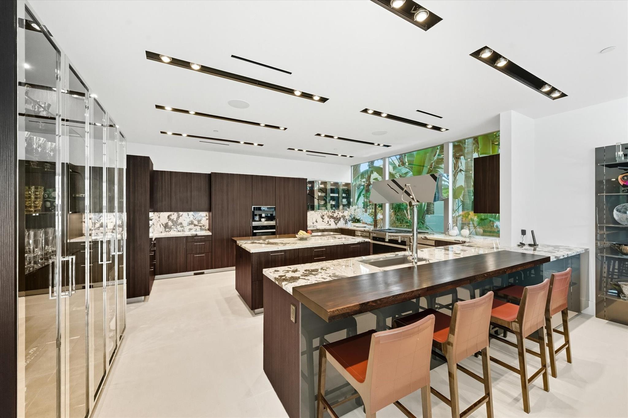 14 N Isla Bahia Dr Fort Lauderdale, FL 33316