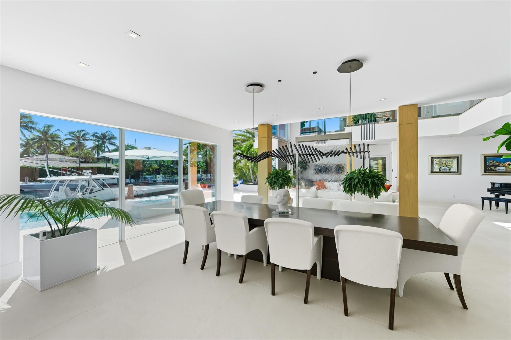 14 N Isla Bahia Dr Fort Lauderdale, FL 33316