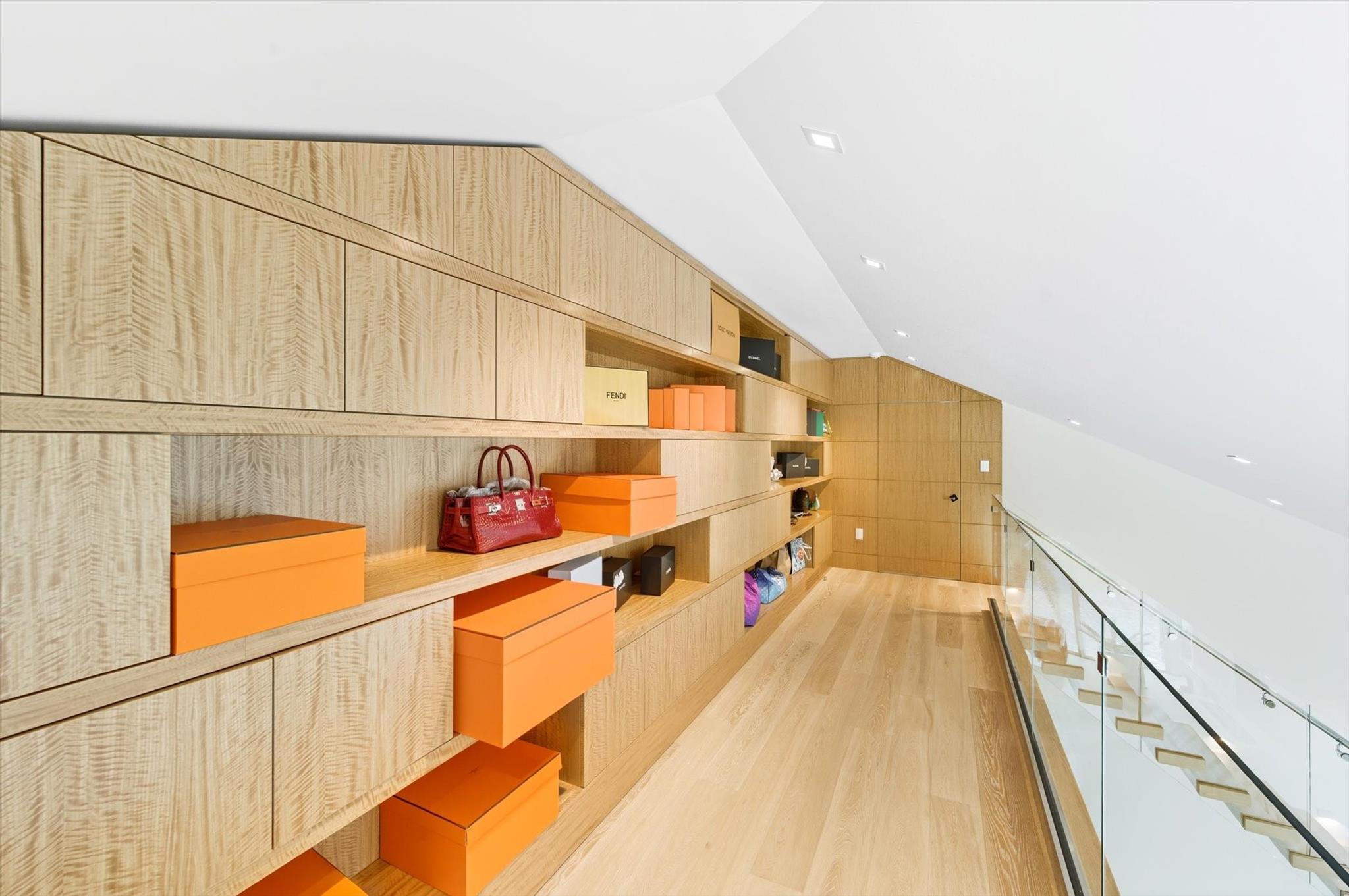 14 N Isla Bahia Dr Fort Lauderdale, FL 33316