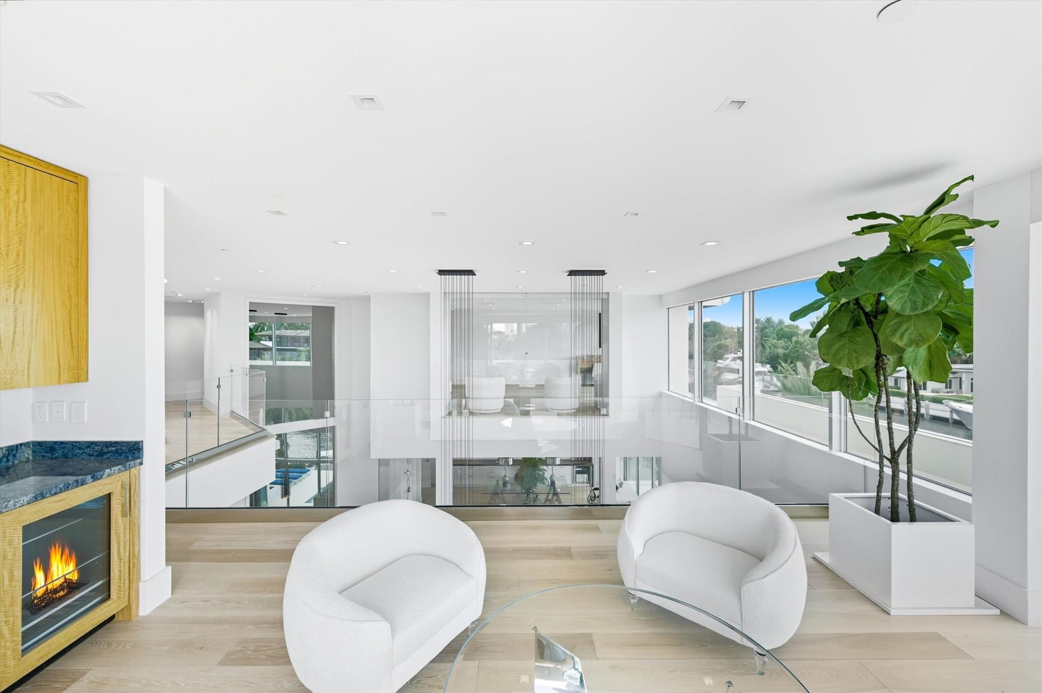 14 N Isla Bahia Dr Fort Lauderdale, FL 33316