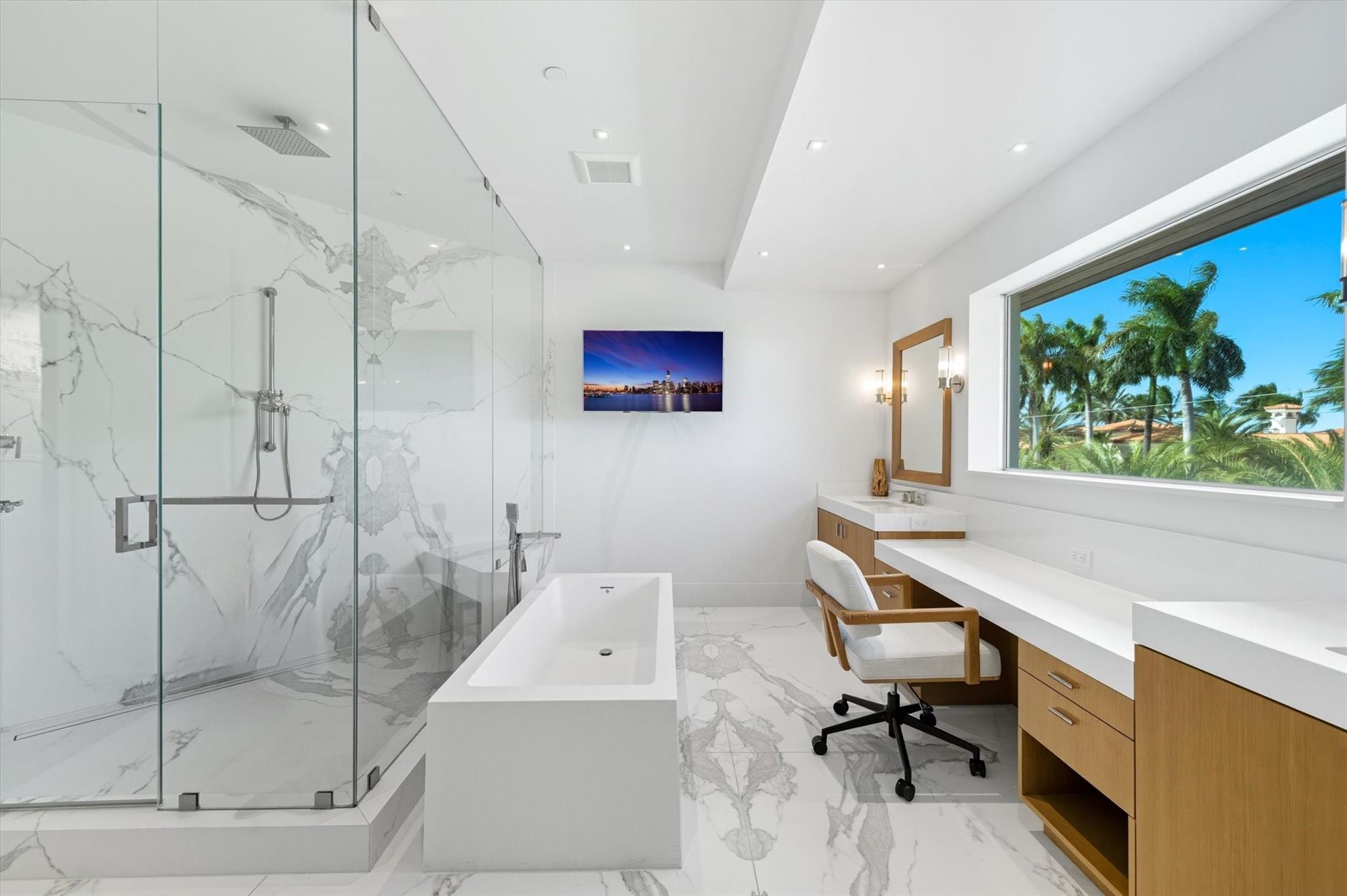 14 N Isla Bahia Dr Fort Lauderdale, FL 33316