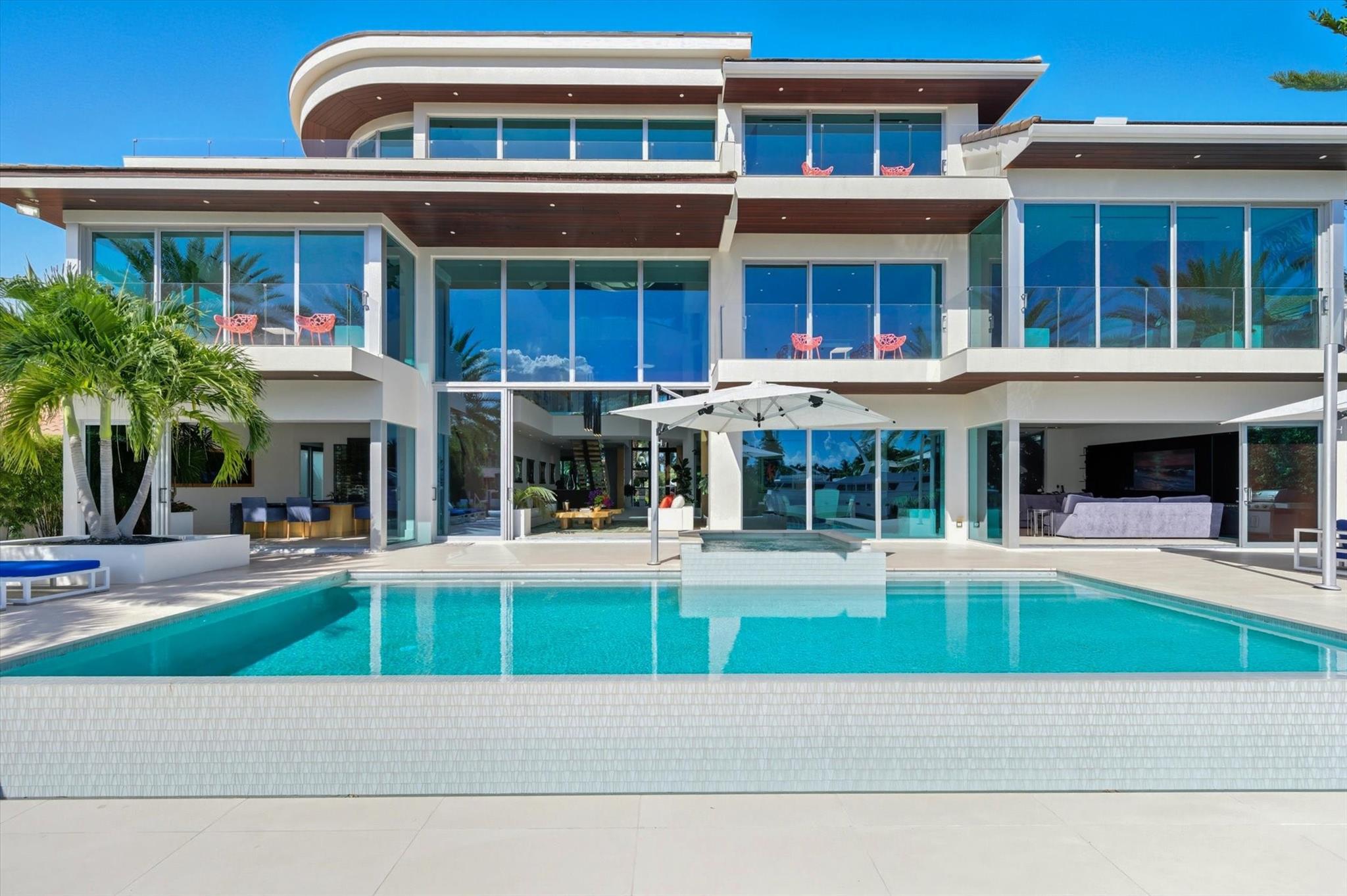 14 N Isla Bahia Dr Fort Lauderdale, FL 33316