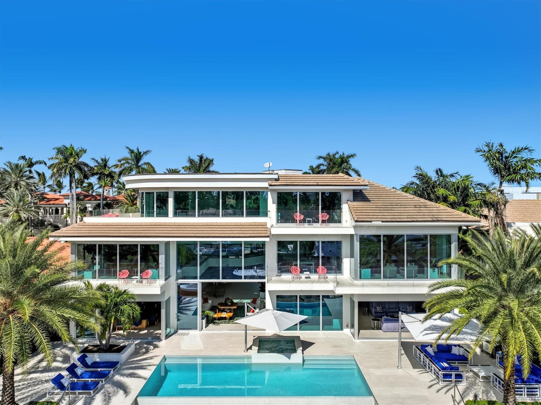 14 N Isla Bahia Dr Fort Lauderdale, FL 33316