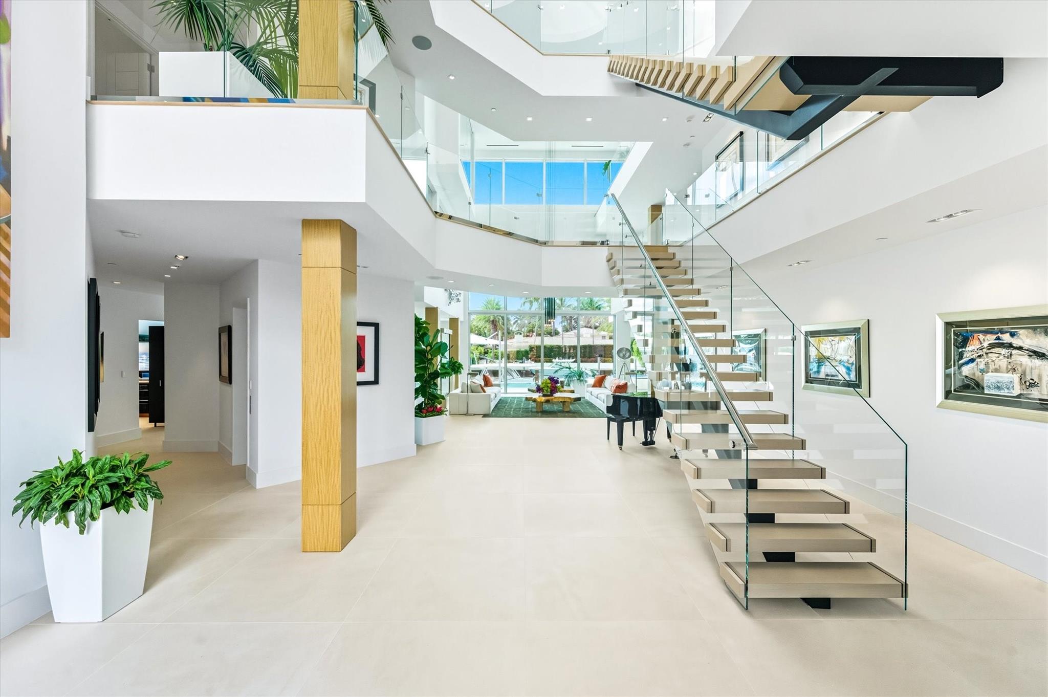 14 N Isla Bahia Dr Fort Lauderdale, FL 33316