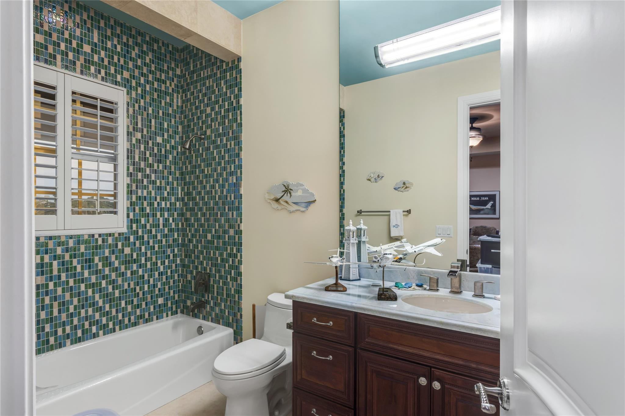 3489 NE 30th Lighthouse Point, FL 33064
