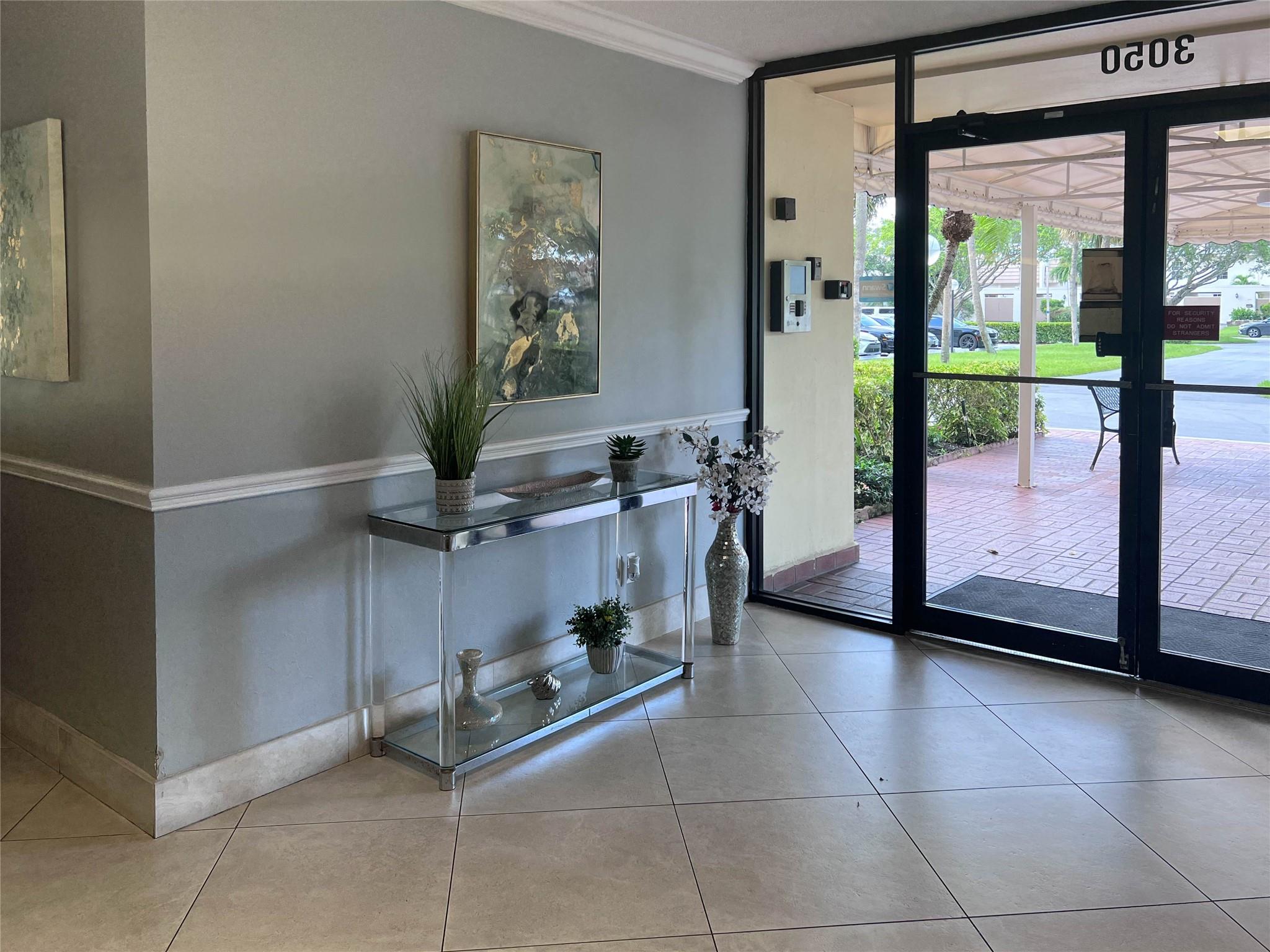 3050 N Palm Aire Dr #602