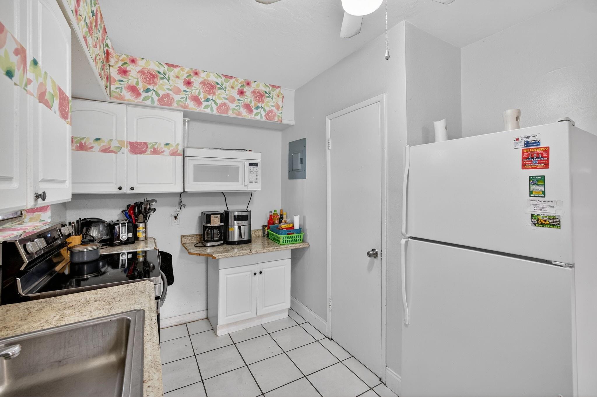 1525 NW 14th Ct Fort Lauderdale, FL 33311