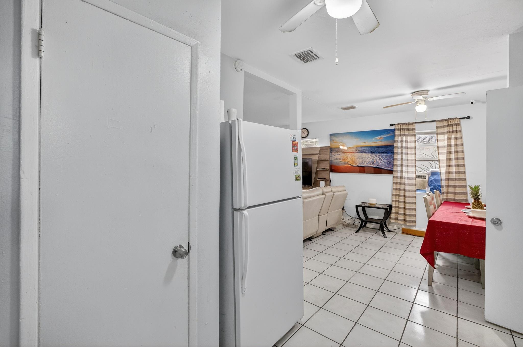 1525 NW 14th Ct Fort Lauderdale, FL 33311