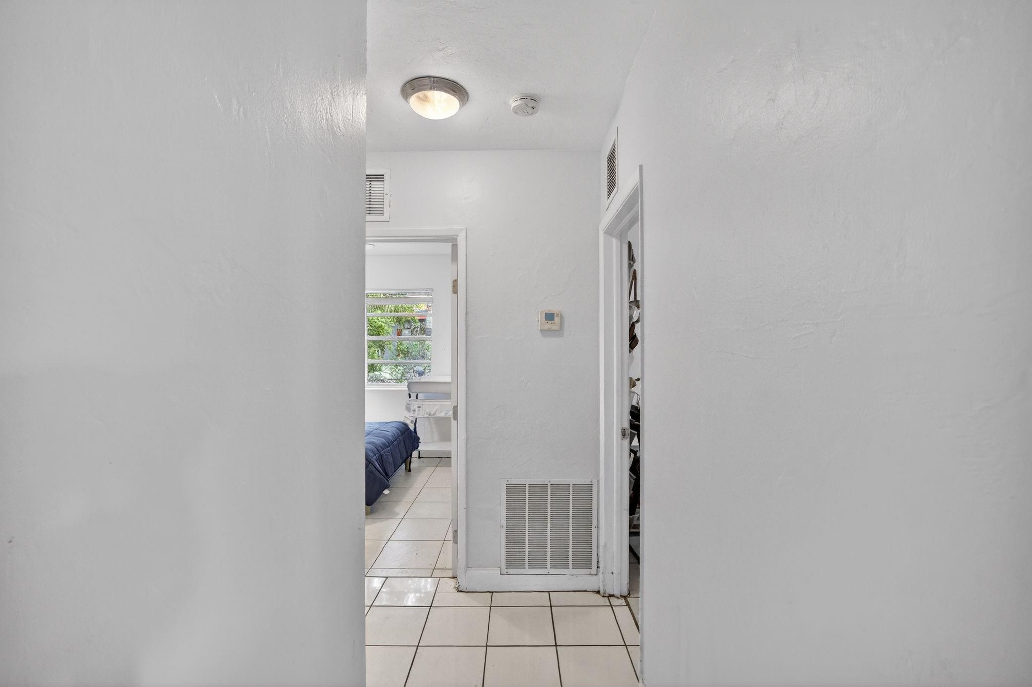 1525 NW 14th Ct Fort Lauderdale, FL 33311