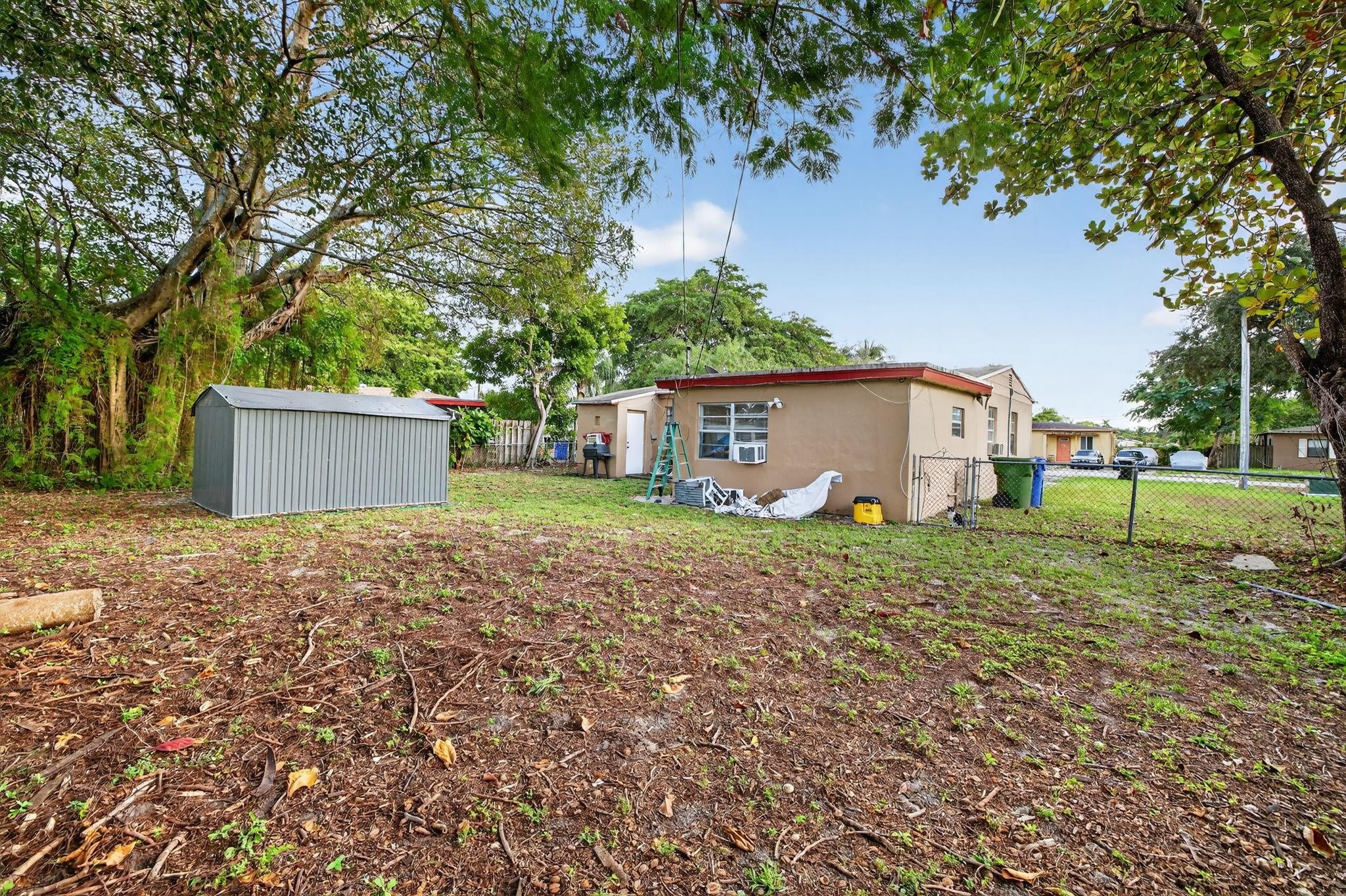 1525 NW 14th Ct Fort Lauderdale, FL 33311