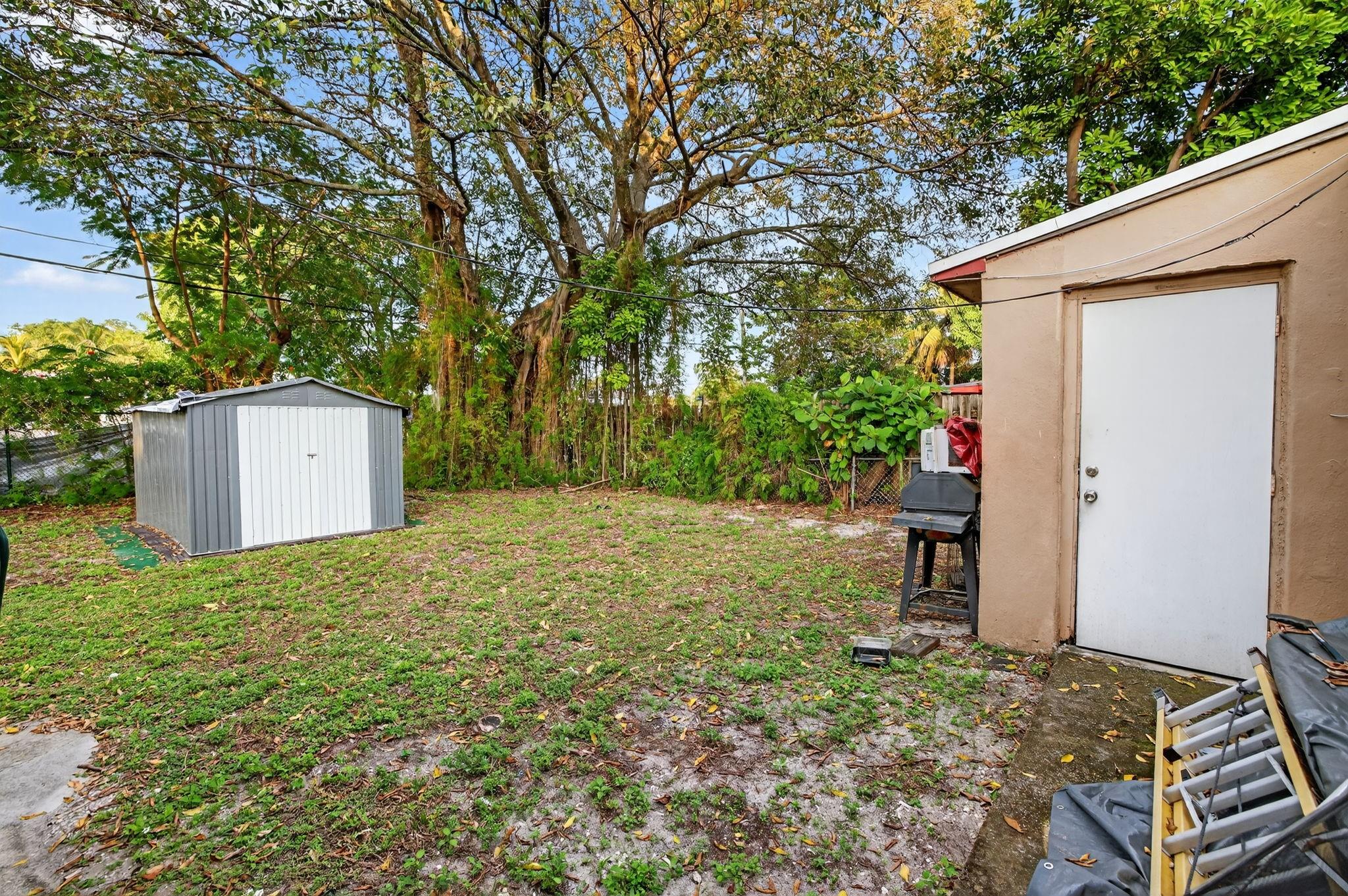 1525 NW 14th Ct Fort Lauderdale, FL 33311