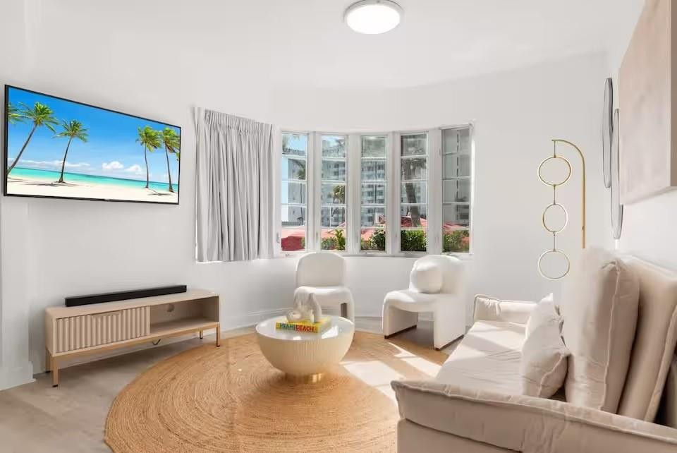530 Ocean #103A/104 Miami Beach, FL 33139