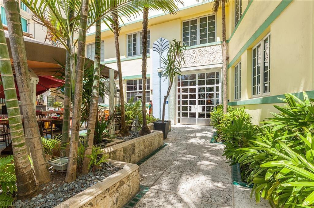 530 Ocean #103A/104 Miami Beach, FL 33139