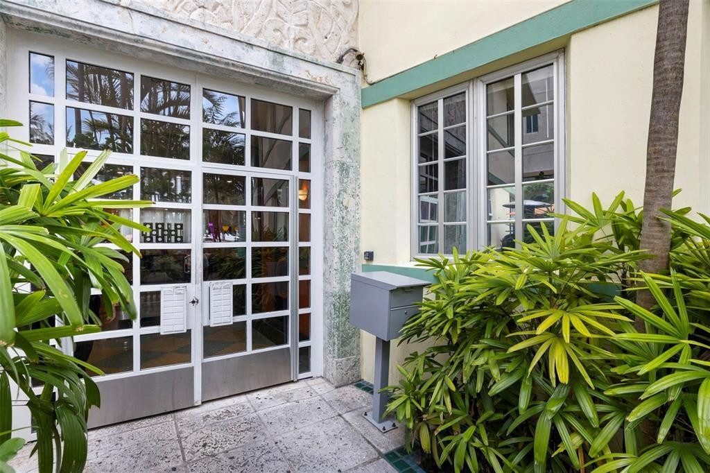 530 Ocean #103A/104 Miami Beach, FL 33139