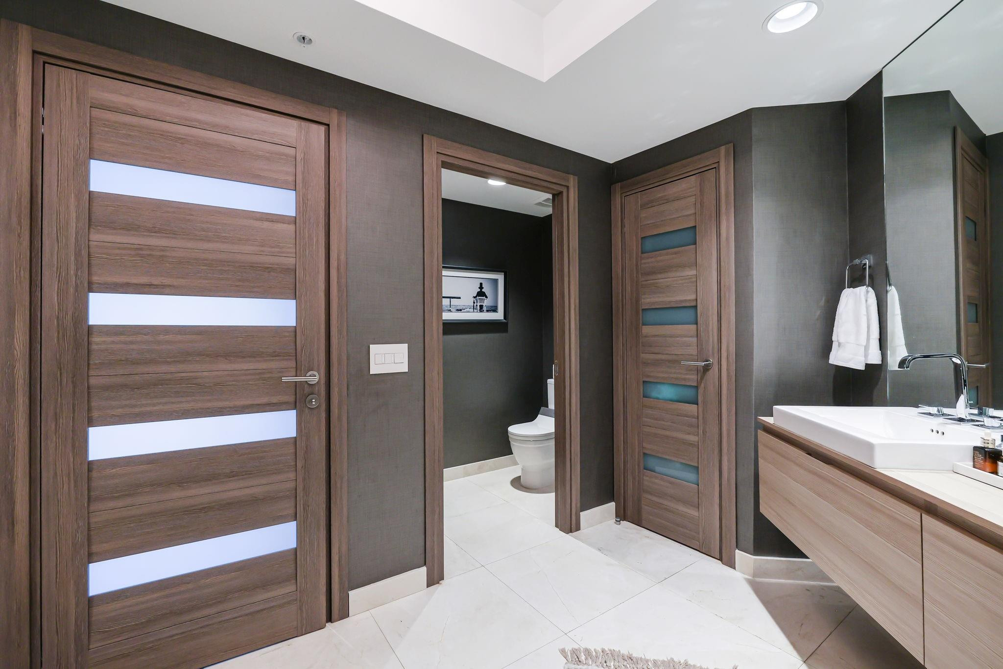 17301 Biscayne #1011 North Miami Beach, FL 33160