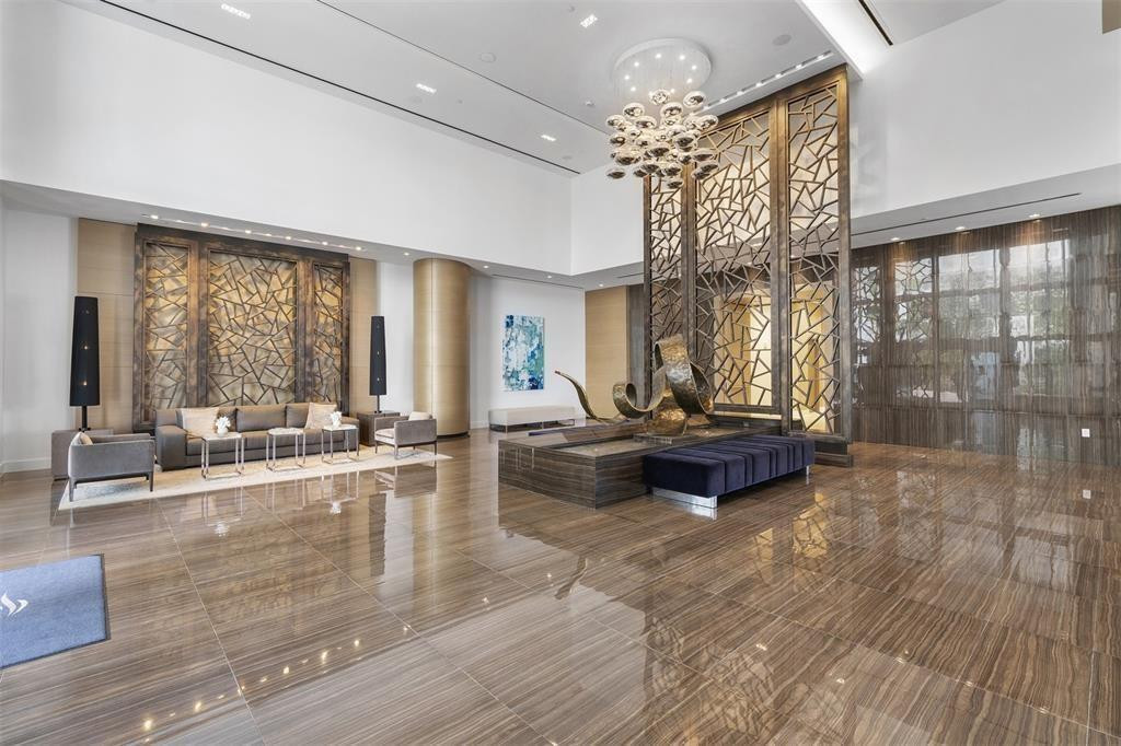 17301 Biscayne #1011 North Miami Beach, FL 33160