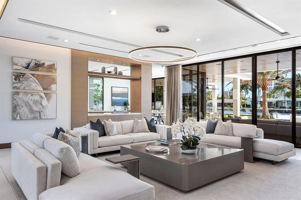 17301 Biscayne #1011 North Miami Beach, FL 33160