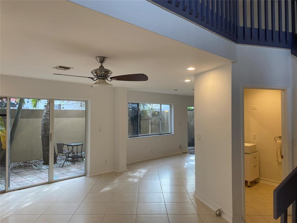 101 SE 15th #E Fort Lauderdale, FL 33301