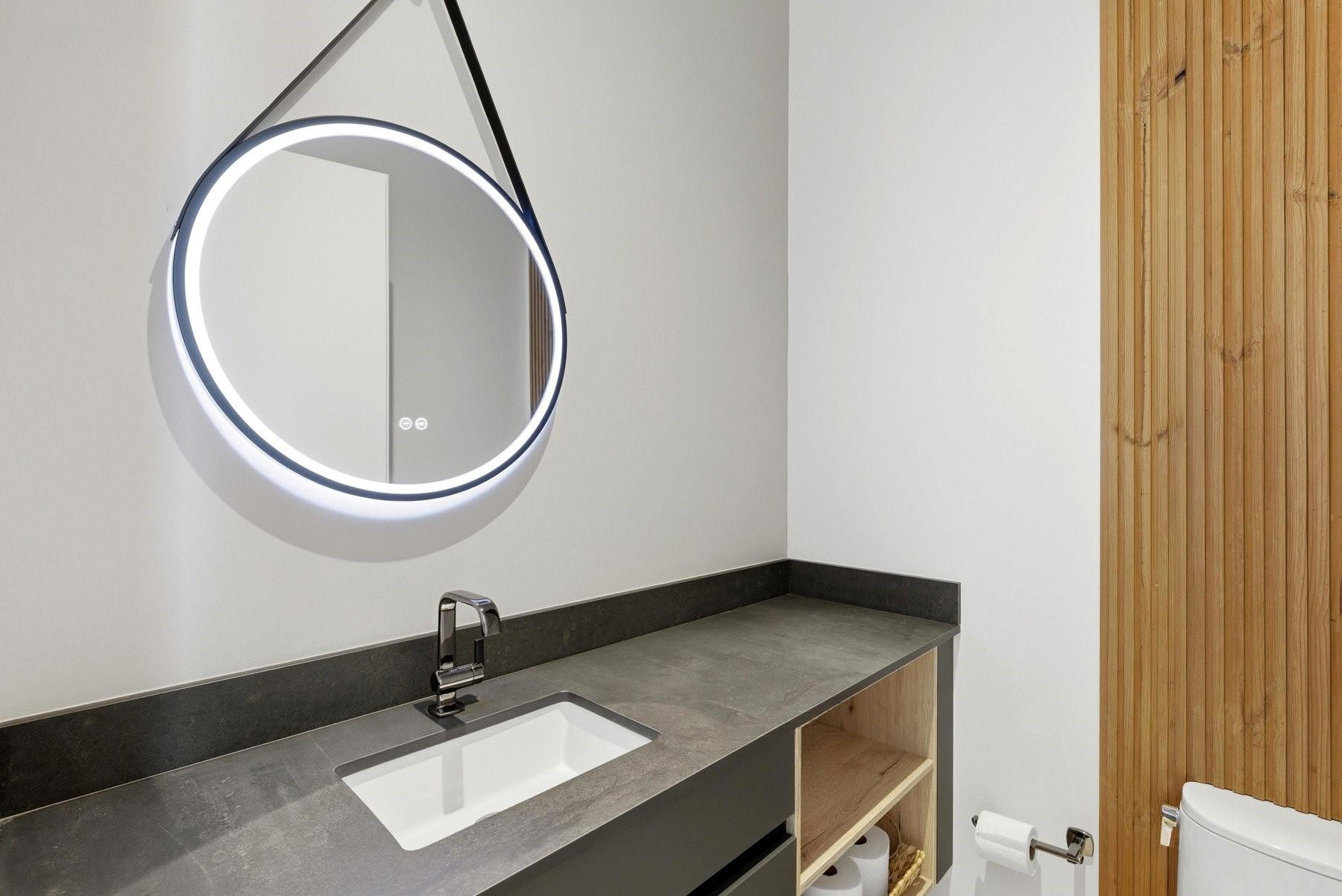 2103 Bayview Fort Lauderdale, FL 33305