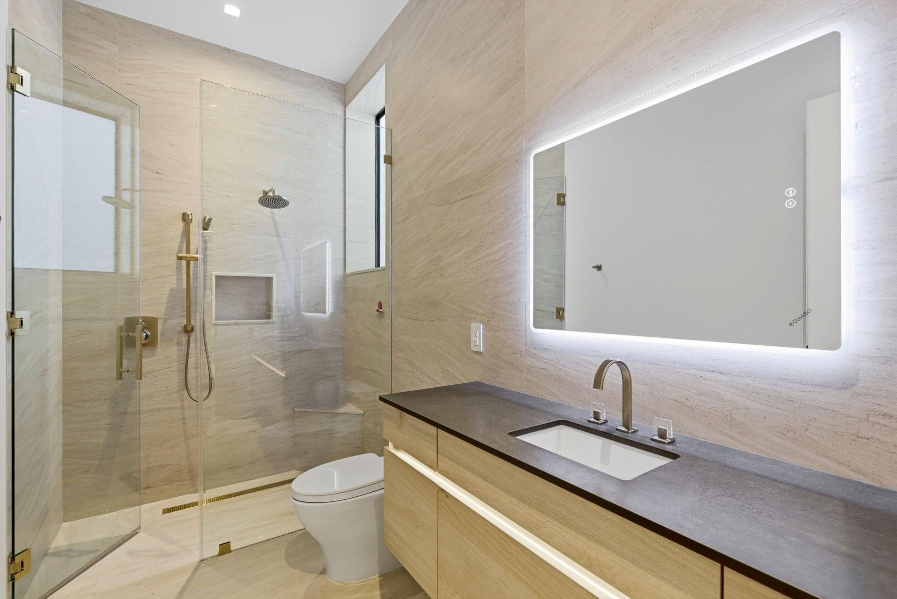 2103 Bayview Fort Lauderdale, FL 33305