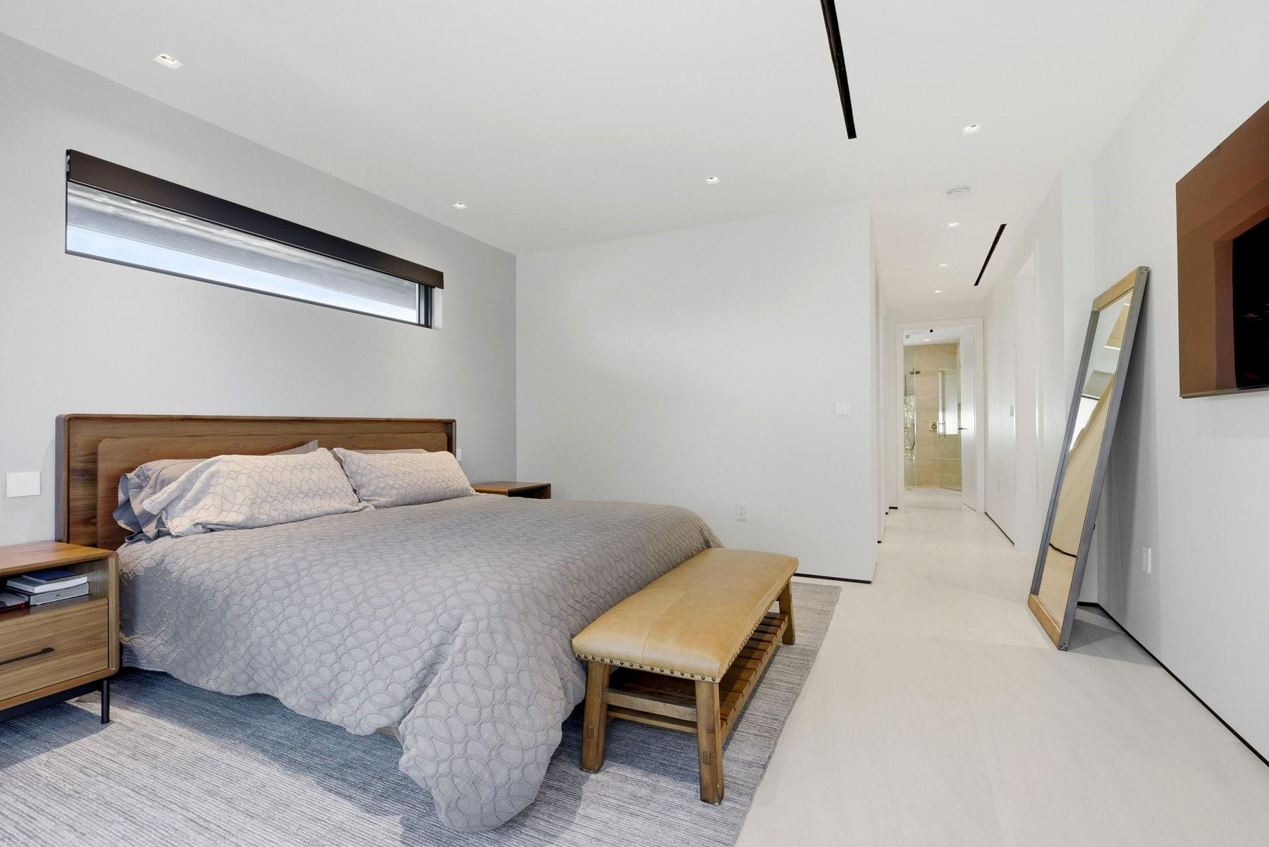 2103 Bayview Fort Lauderdale, FL 33305