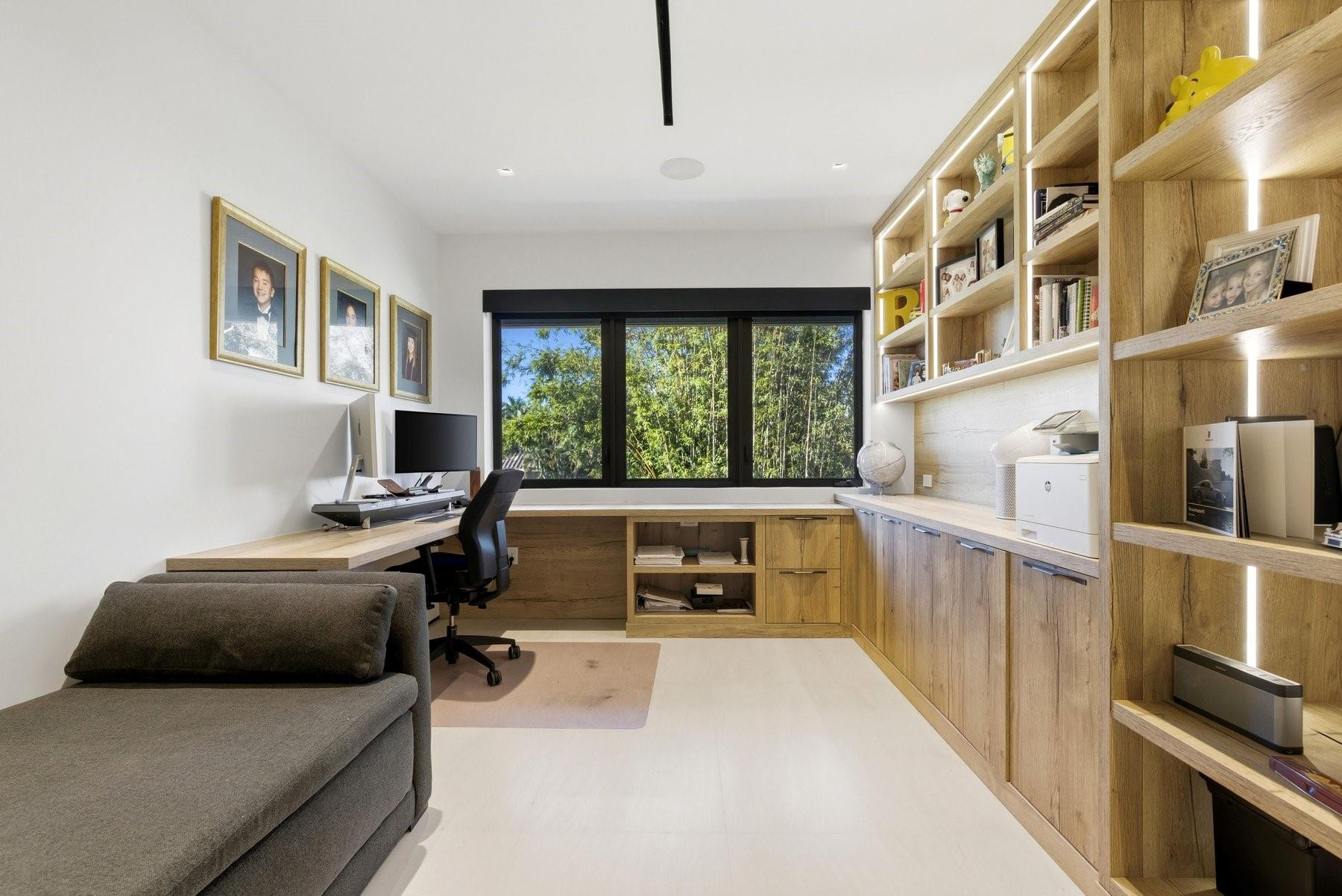 2103 Bayview Fort Lauderdale, FL 33305