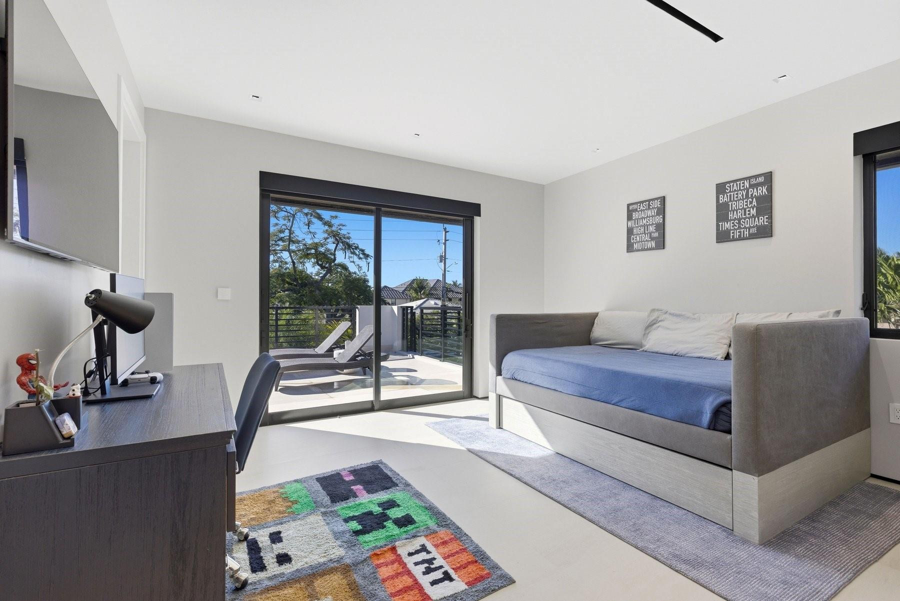 2103 Bayview Fort Lauderdale, FL 33305