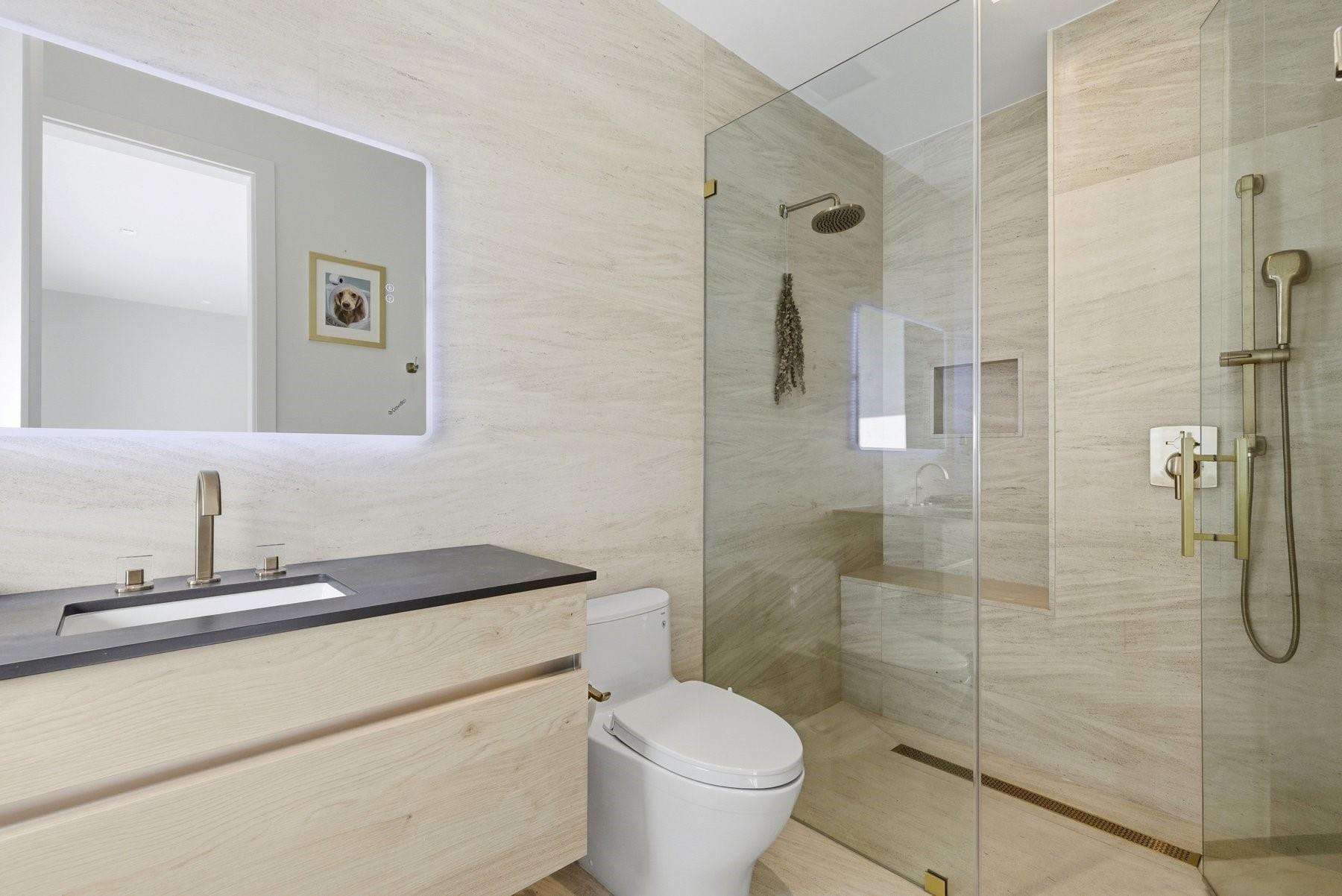 2103 Bayview Fort Lauderdale, FL 33305