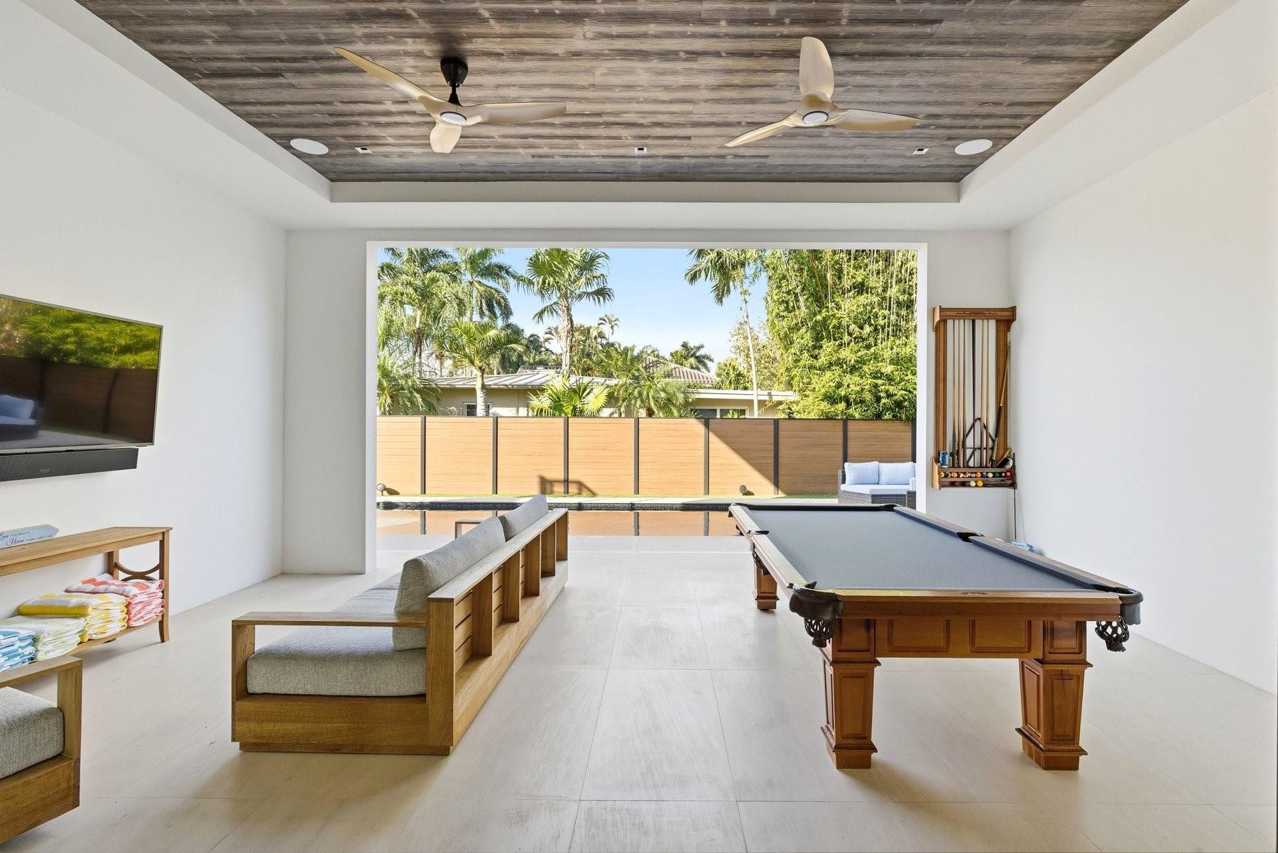 2103 Bayview Fort Lauderdale, FL 33305