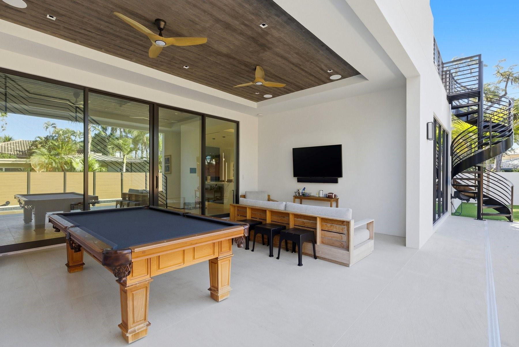 2103 Bayview Fort Lauderdale, FL 33305