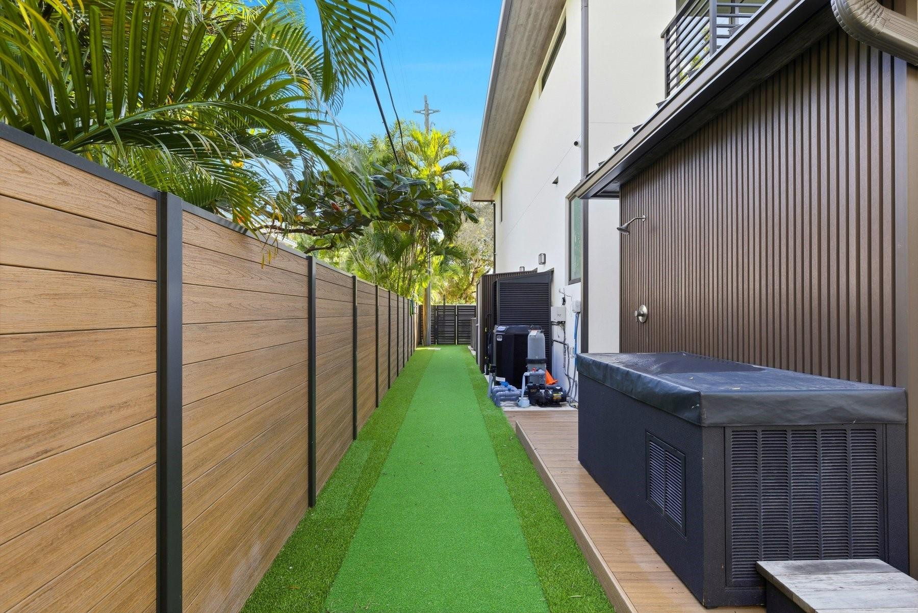 2103 Bayview Fort Lauderdale, FL 33305