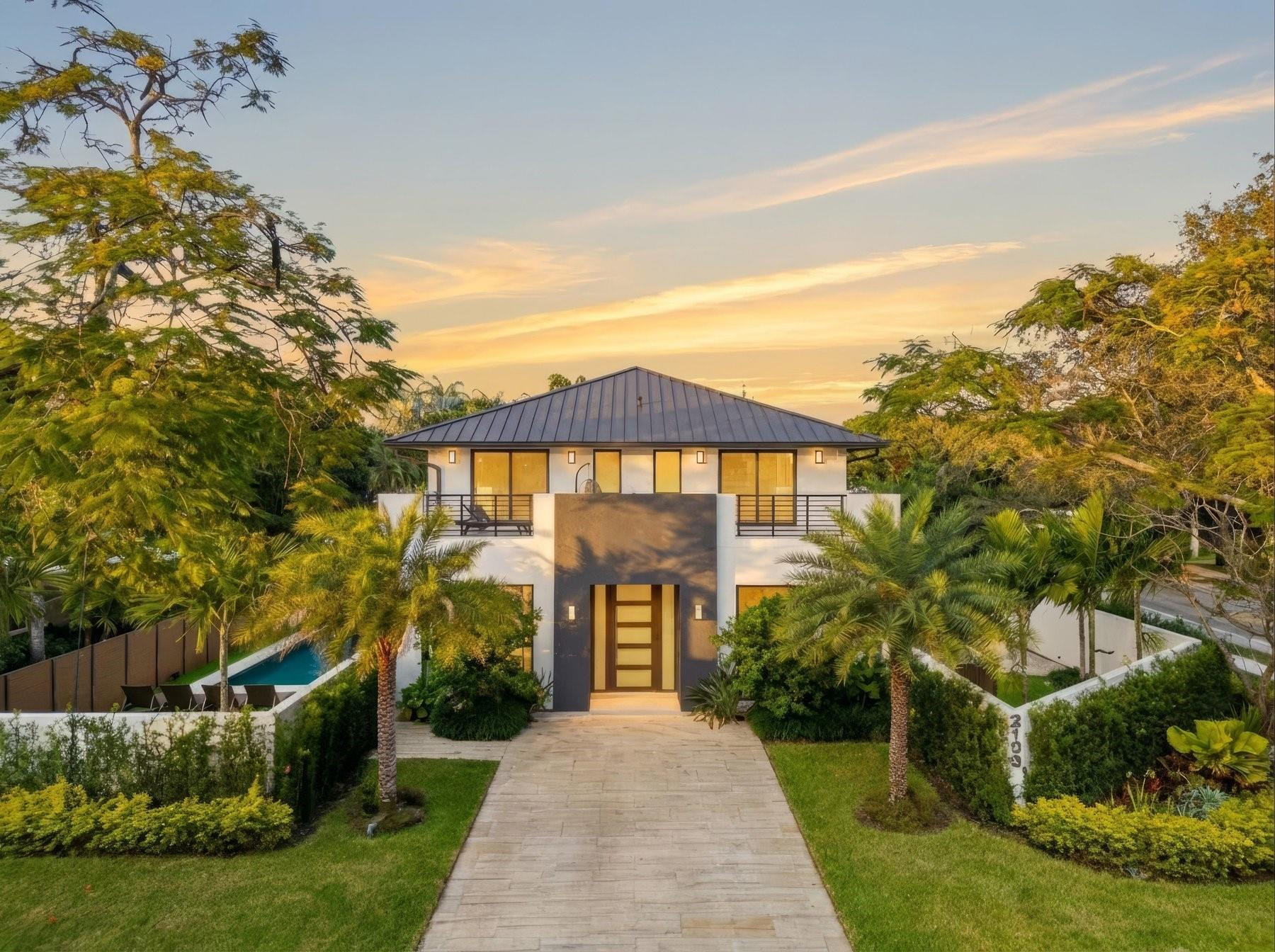 2103 Bayview Fort Lauderdale, FL 33305