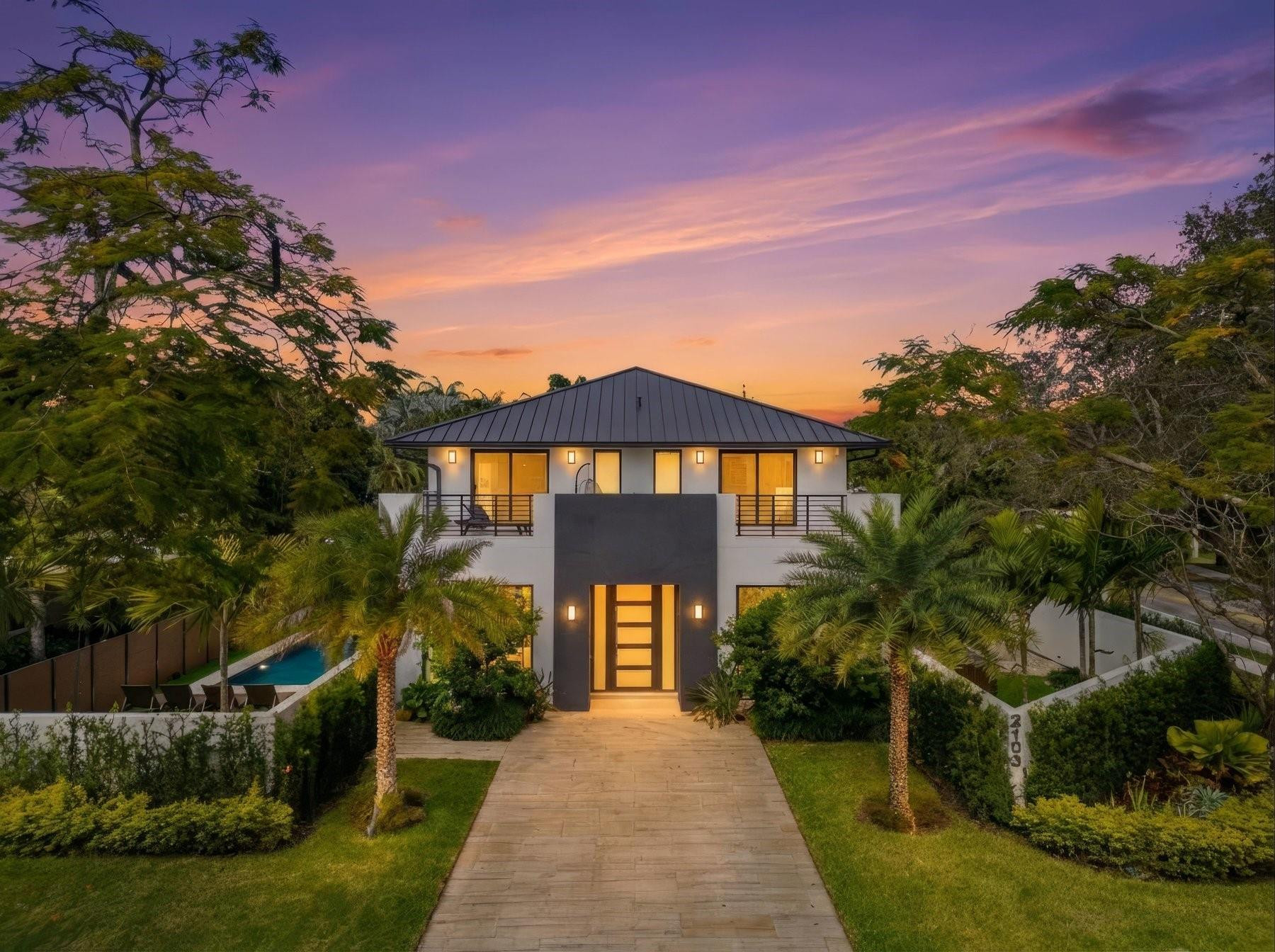 2103 Bayview Fort Lauderdale, FL 33305