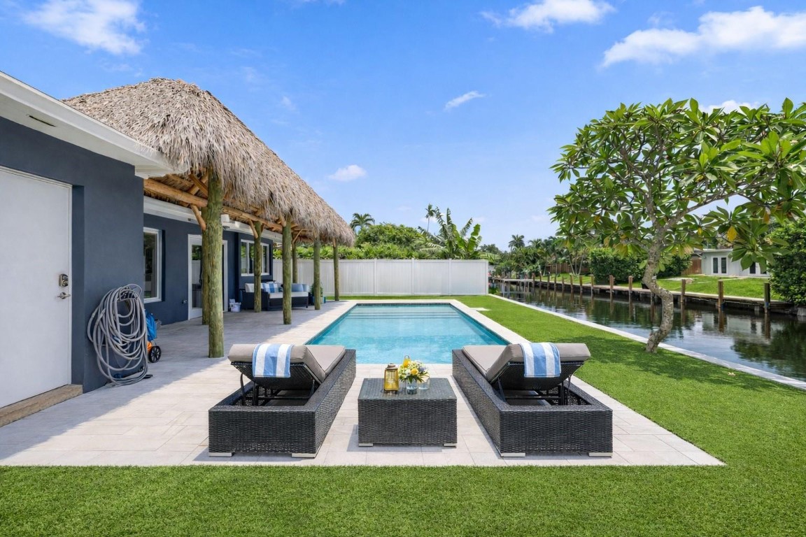 1830 SW 23rd Fort Lauderdale, FL 33312