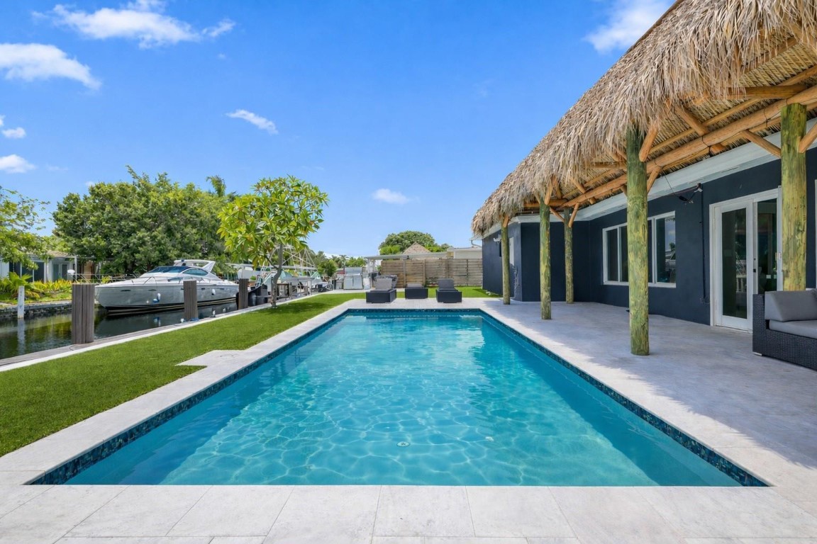 1830 SW 23rd Fort Lauderdale, FL 33312