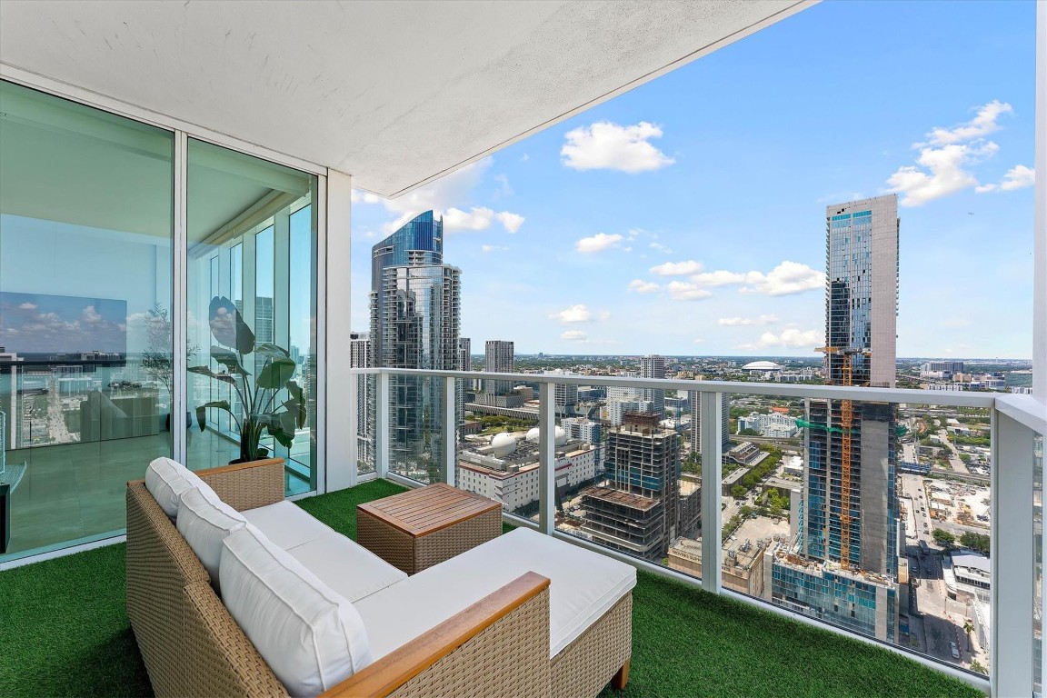 image Ten Museum Park13