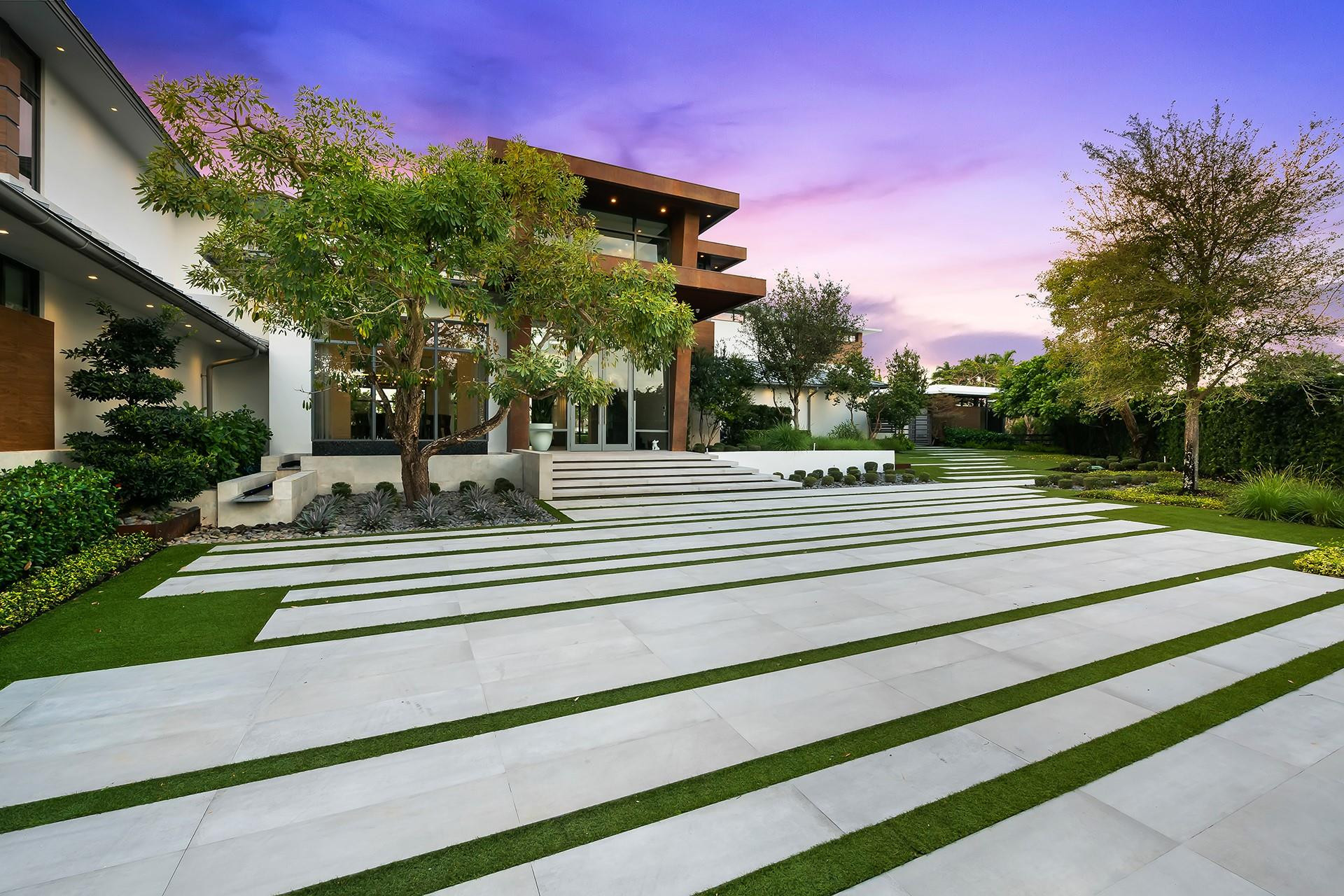 10691 Golden Eagle Plantation, FL 33324