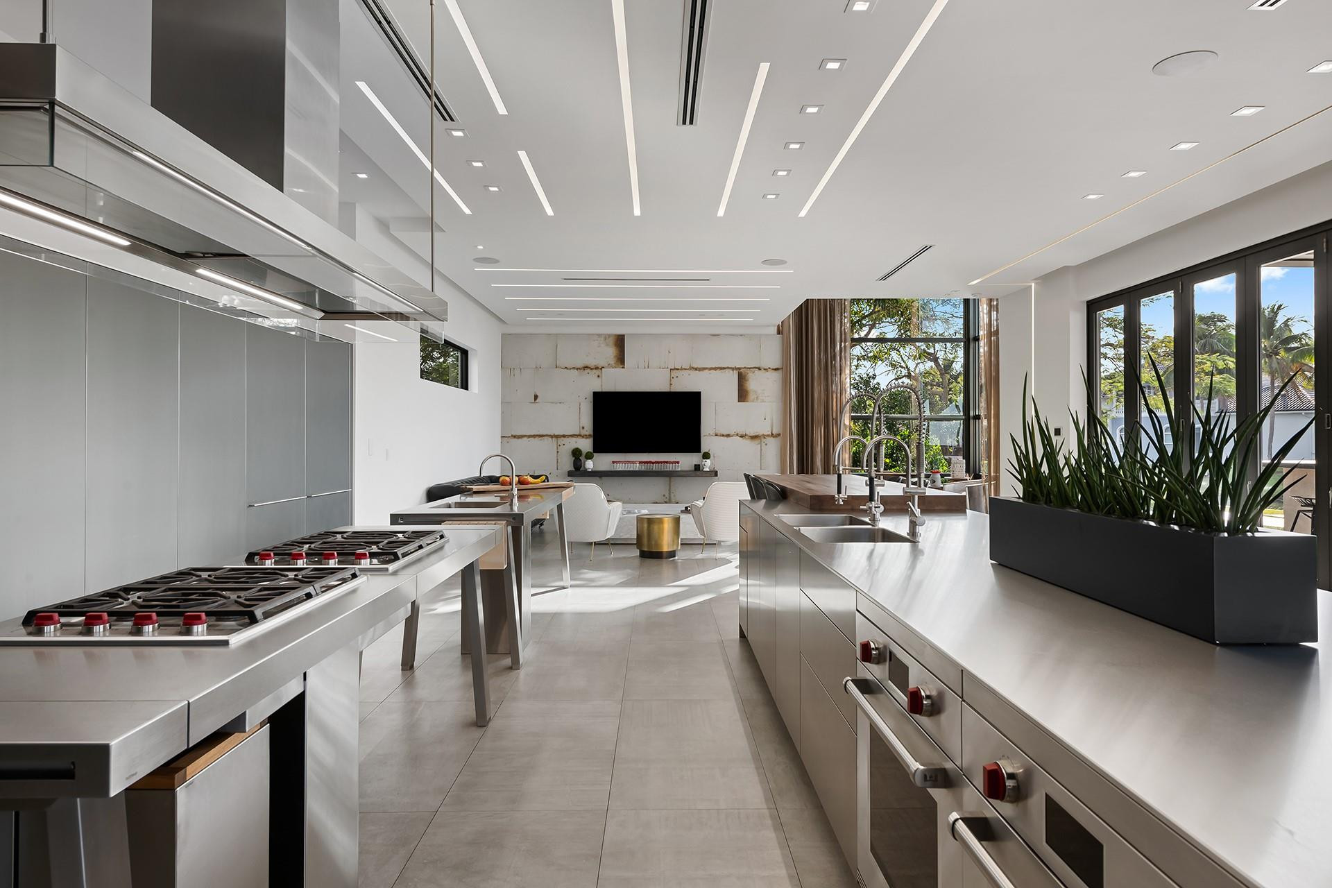 10691 Golden Eagle Plantation, FL 33324