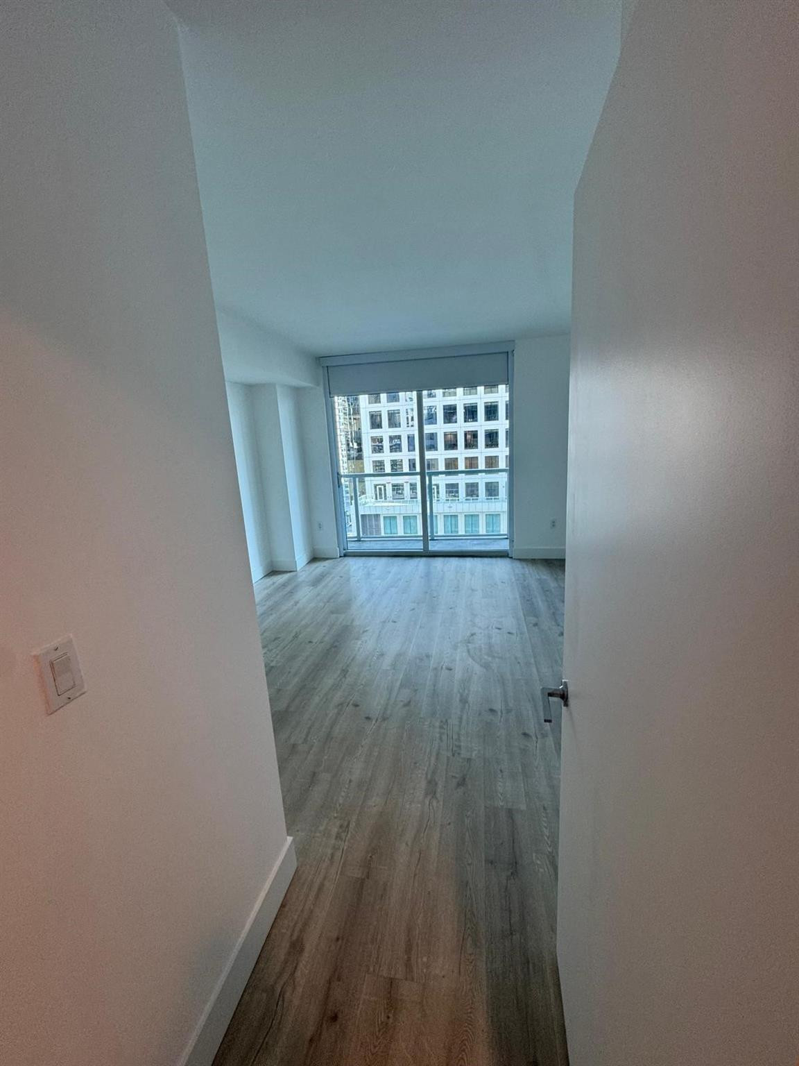 image 500 Brickell East7